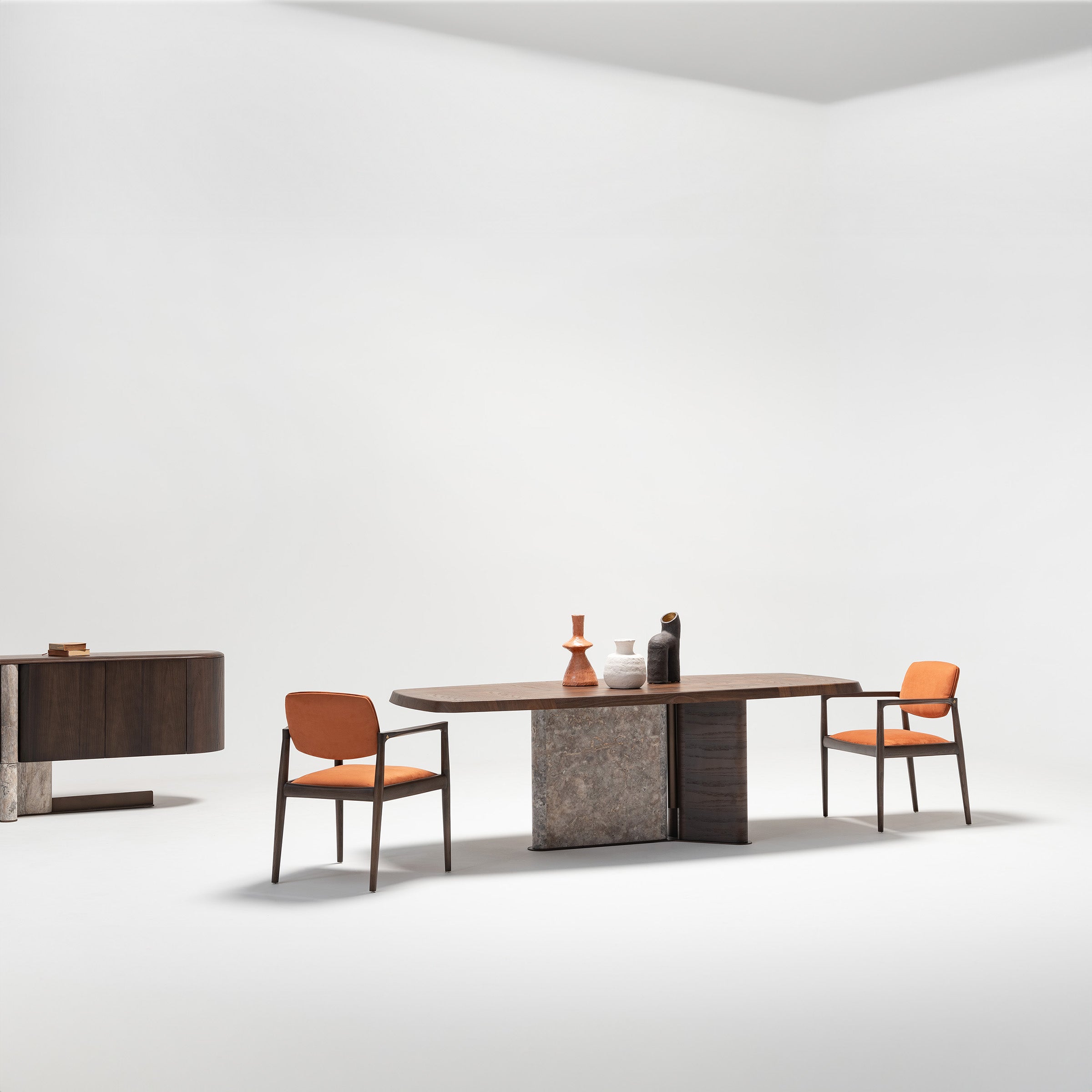 HOMAGE KOLTUK Odeon dining table in wood with sleek modern design, 2.78 meters long, ideal for contemporary dining rooms.