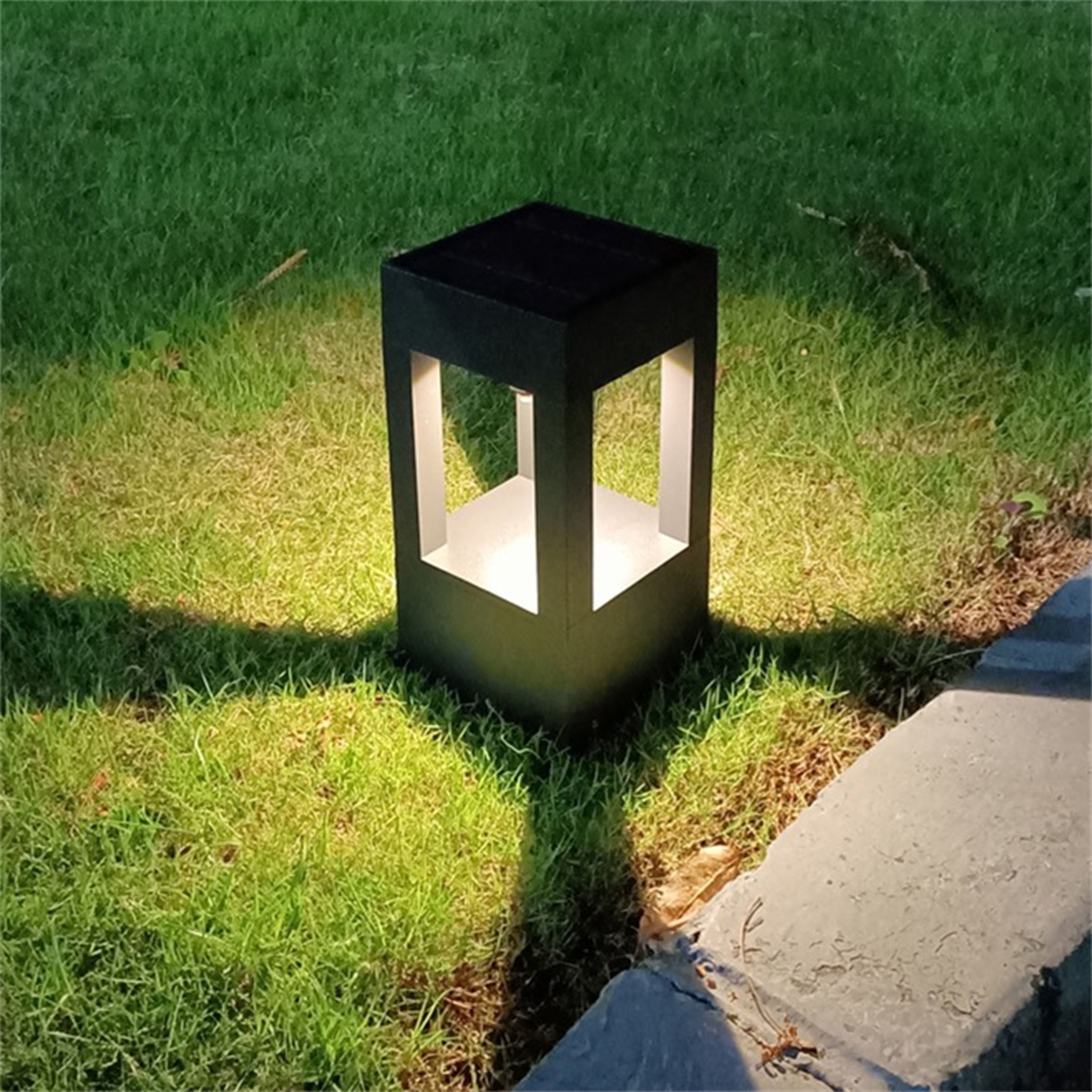 Outdoor Lawn Light HTD-K-2909 -  Outdoor lightings - ebarza Furniture UAE | Shop Modern Furniture in Abu Dhabi & Dubai - مفروشات ايبازرا في الامارات | تسوق اثاث عصري وديكورات مميزة في دبي وابوظبي
