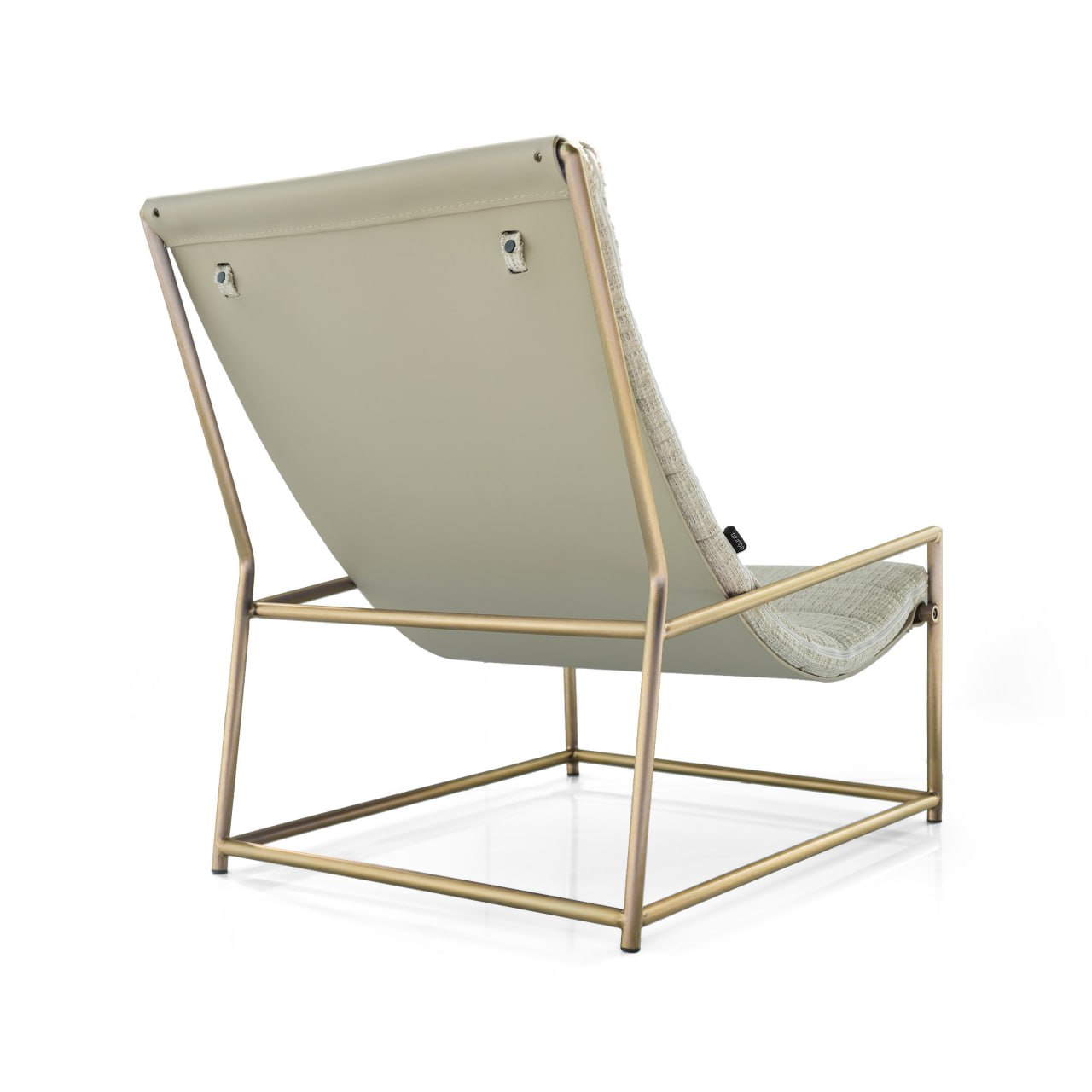 Piegato Lounge Chair BC661 by BEACON, modern lounge chair with sleek design and comfortable cushioning.