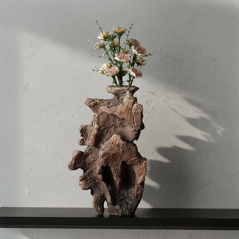 Ebarza's curated collection of vases, sculptures, and other decorative accents.
