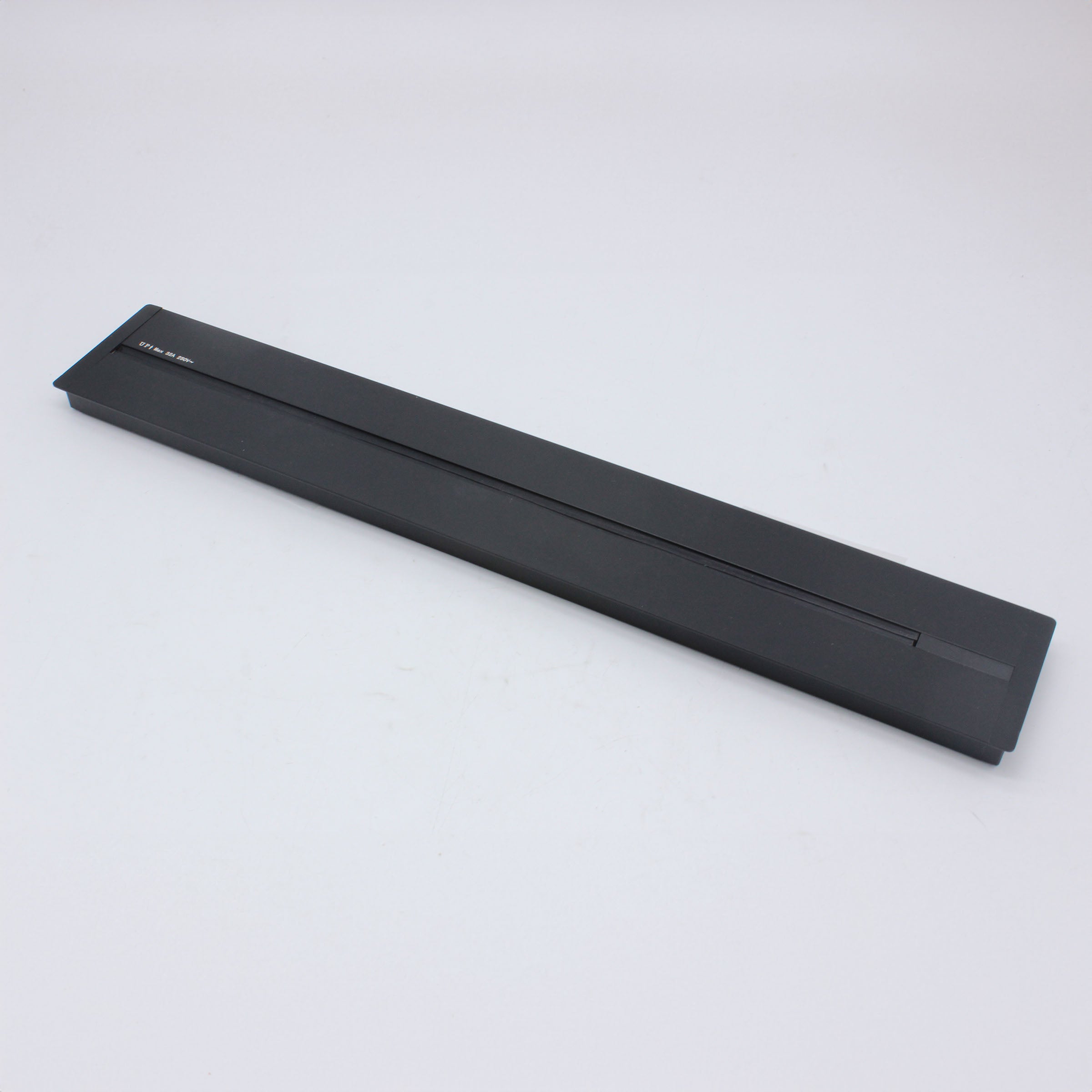 BEACON Power Track System 120x8 cm AH04-C with sleek metal design and electrical components for efficient lighting installation.