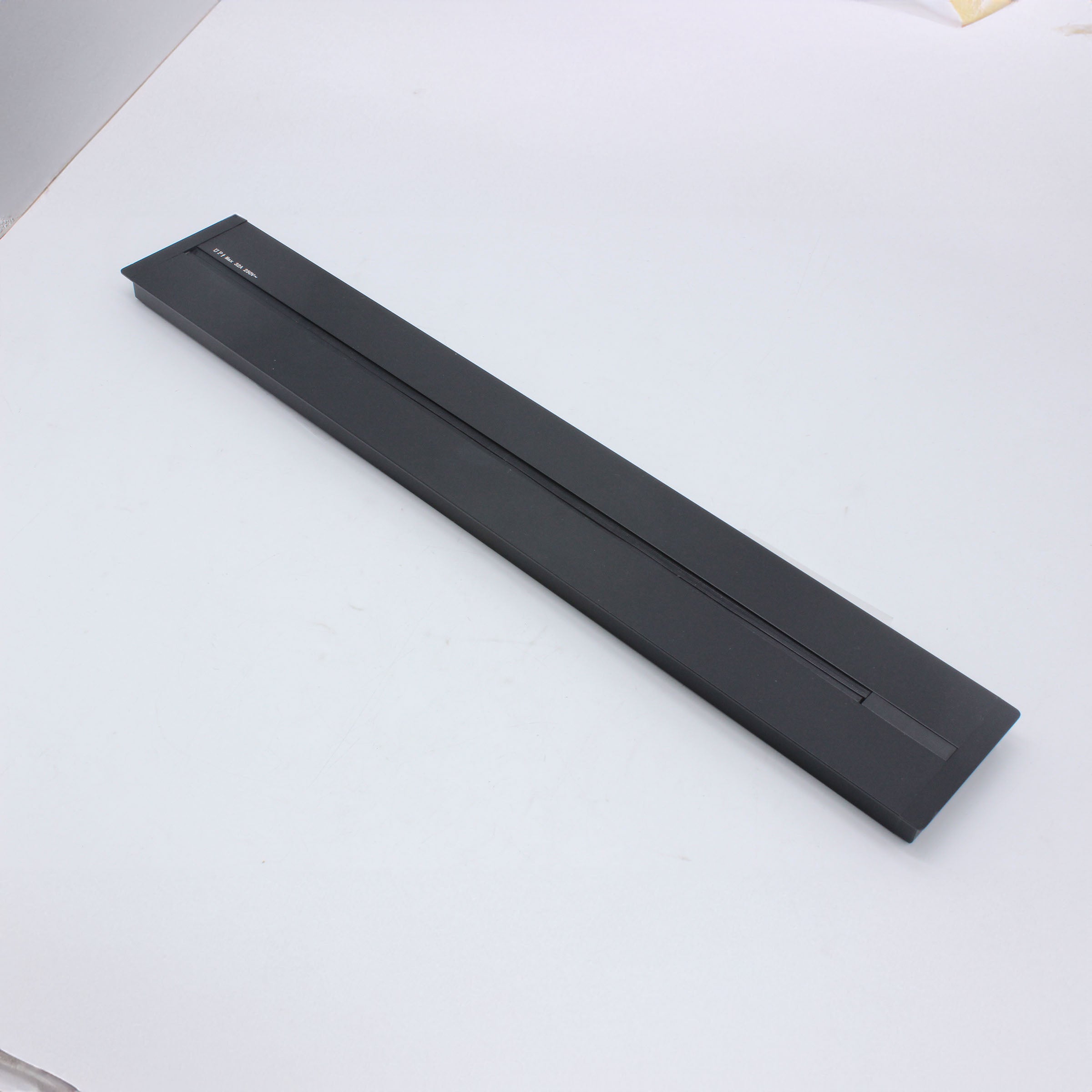 BEACON Power Track System 120x8 cm AH04-C with metal track and electrical components for lighting and electrical installations
