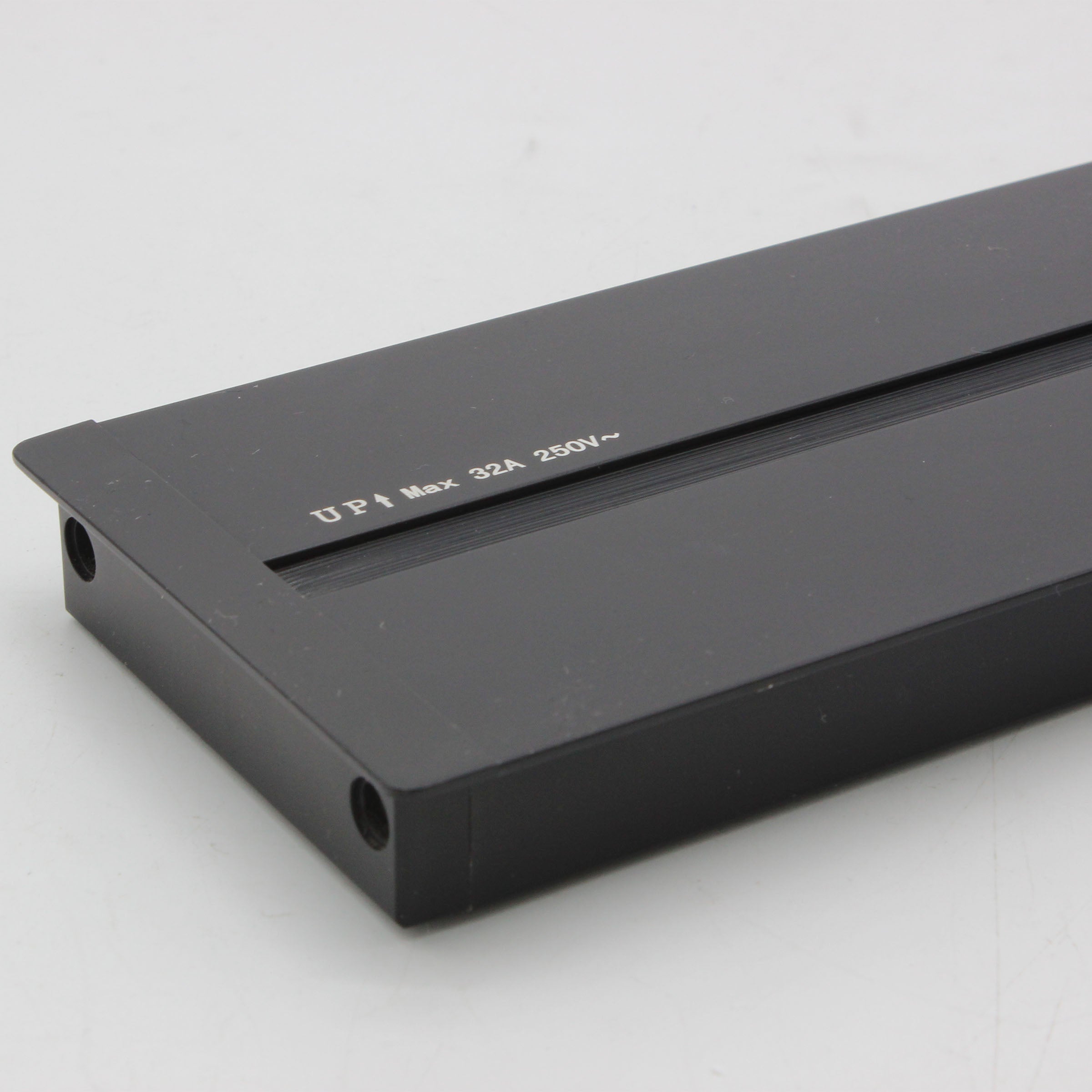 BEACON Power Track System 120x8 cm AH04-C, electrical track for lighting installation, with visible mounting components.