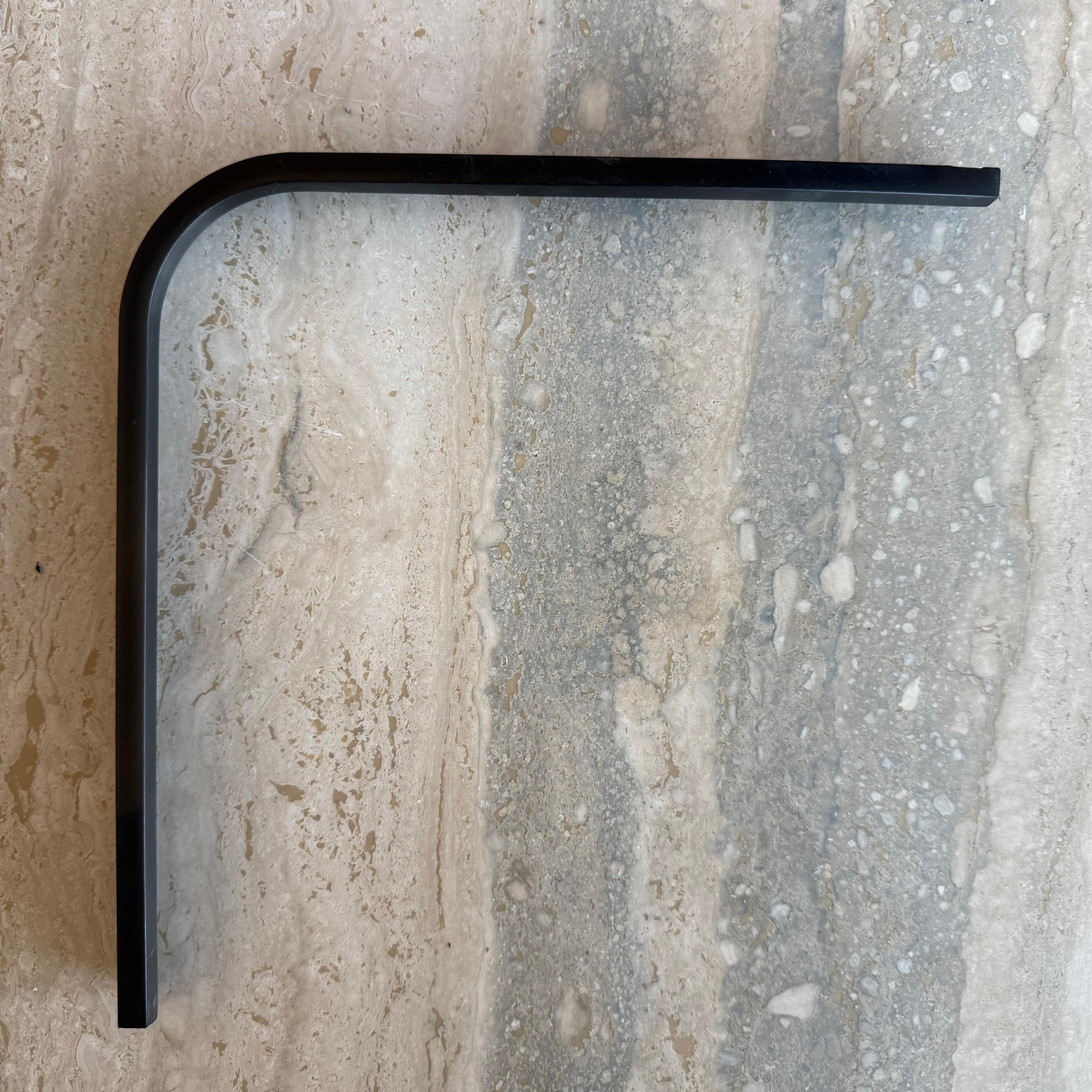 Black R50 2.5cm internal corner accessory for wall panels and profiles by BEACON, shown in close-up view.