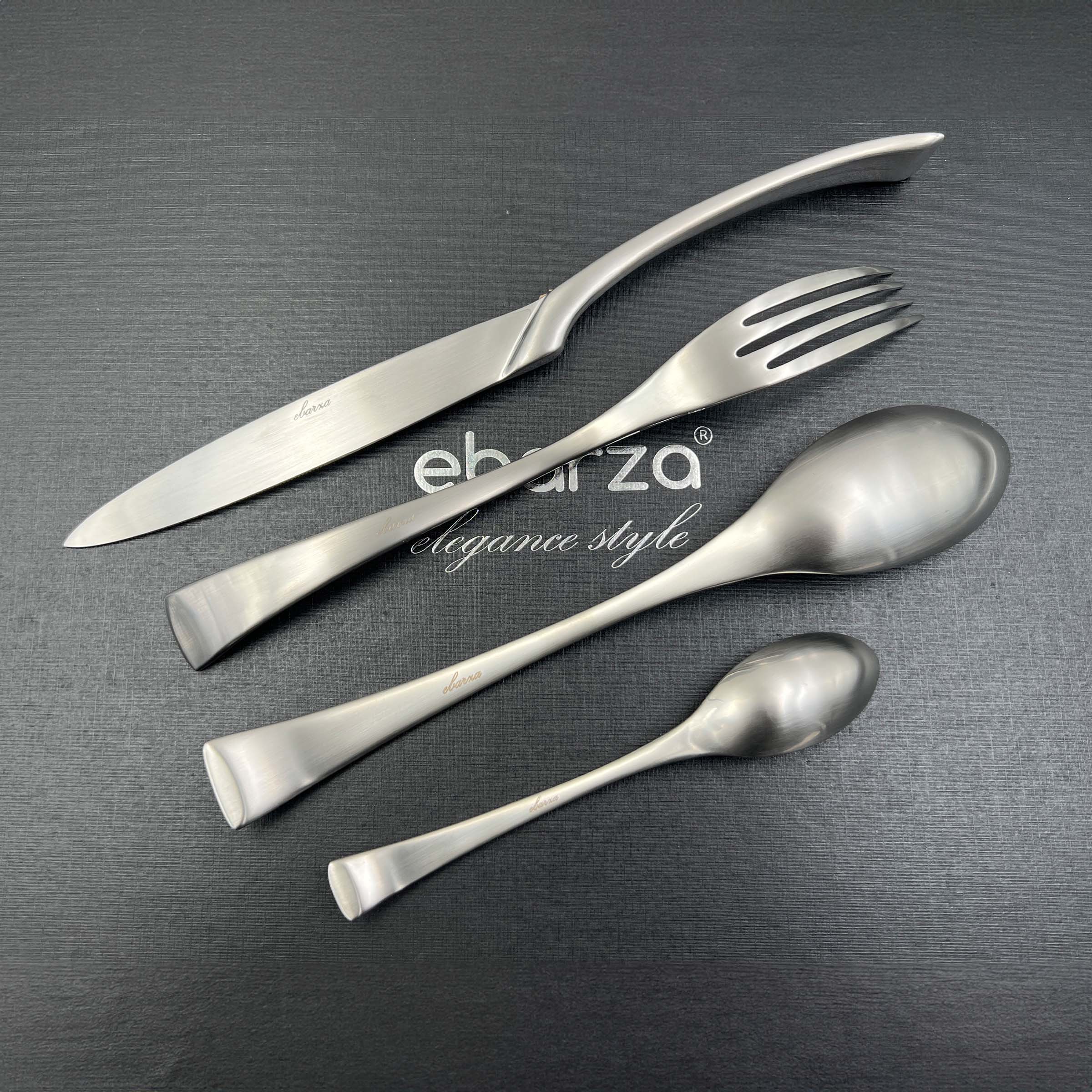 Refined Curves Set of  24 pcs Matte Silver Cutlery Set  8034 -  Cutlery Sets - ebarza Furniture UAE | Shop Modern Furniture in Abu Dhabi & Dubai - مفروشات ايبازرا في الامارات | تسوق اثاث عصري وديكورات مميزة في دبي وابوظبي