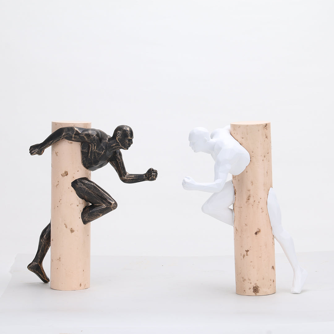 BEACON Running Man KA3123A home decor figurine in dynamic running pose, ideal for modern interior decoration.