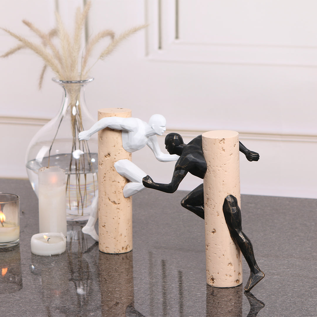 BEACON Running Man KA3123A home decor figurine, detailed sculpture of a running man for stylish interior decoration