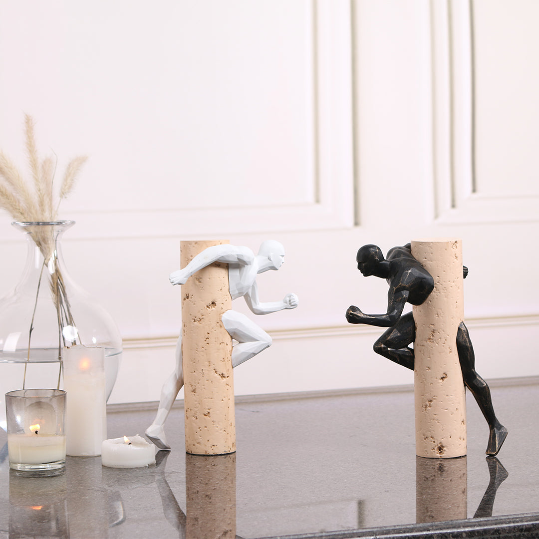 BEACON Running Man KA3123A home decor figurine showcasing a dynamic running pose, ideal for modern interior decoration.