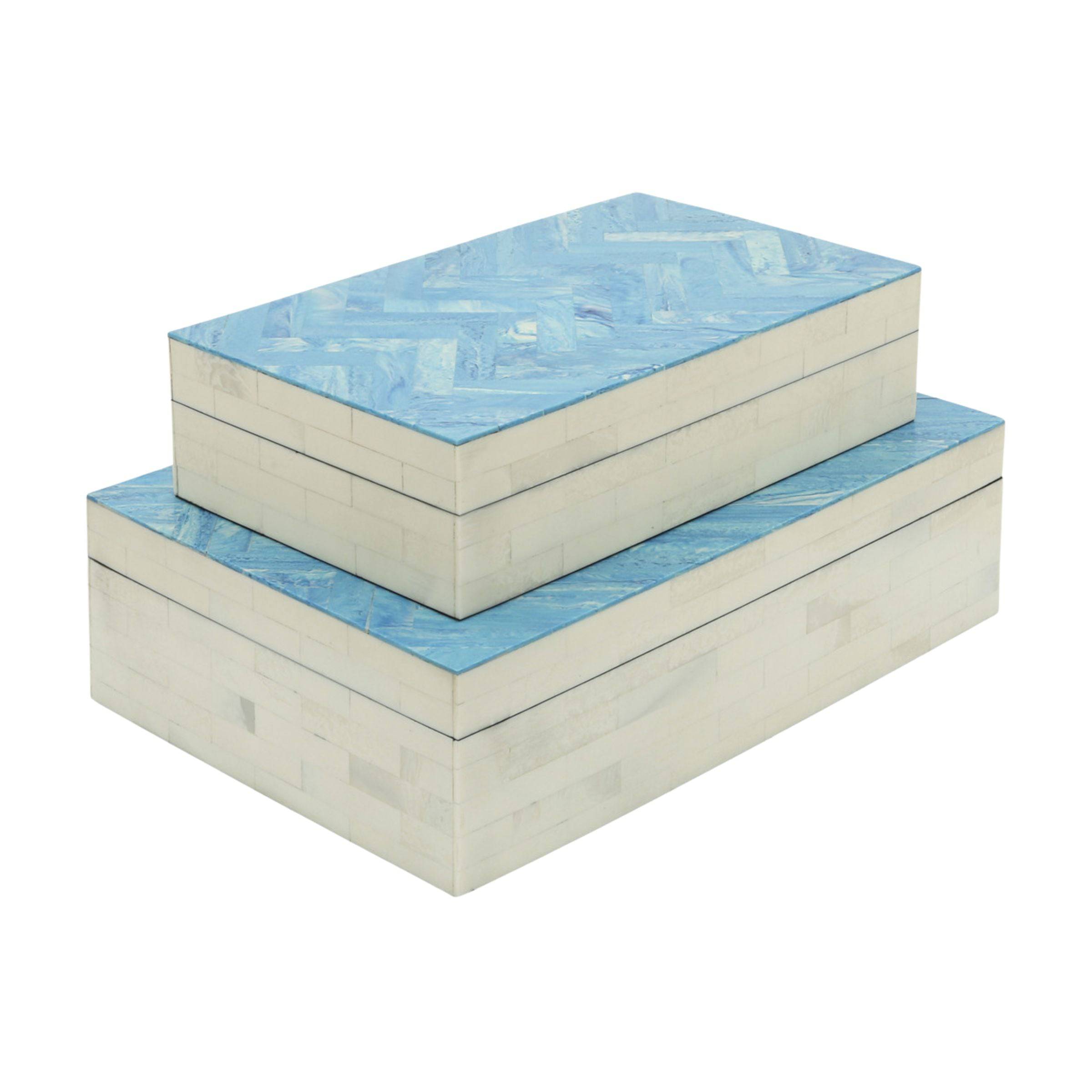 Set Of 2 Herringbone Resin Boxes - Blue 16142 -  Decorative Boxes | مجموعة مكونة من 2 صندوق راتنج متعرج - أزرق - ebarza Furniture UAE | Shop Modern Furniture in Abu Dhabi & Dubai - مفروشات ايبازرا في الامارات | تسوق اثاث عصري وديكورات مميزة في دبي وابوظبي