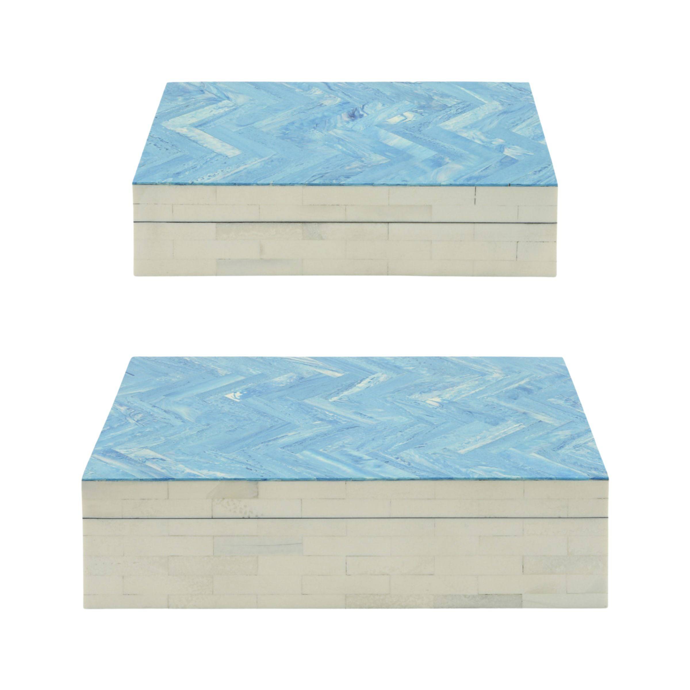 Set Of 2 Herringbone Resin Boxes - Blue 16142 -  Decorative Boxes | مجموعة مكونة من 2 صندوق راتنج متعرج - أزرق - ebarza Furniture UAE | Shop Modern Furniture in Abu Dhabi & Dubai - مفروشات ايبازرا في الامارات | تسوق اثاث عصري وديكورات مميزة في دبي وابوظبي