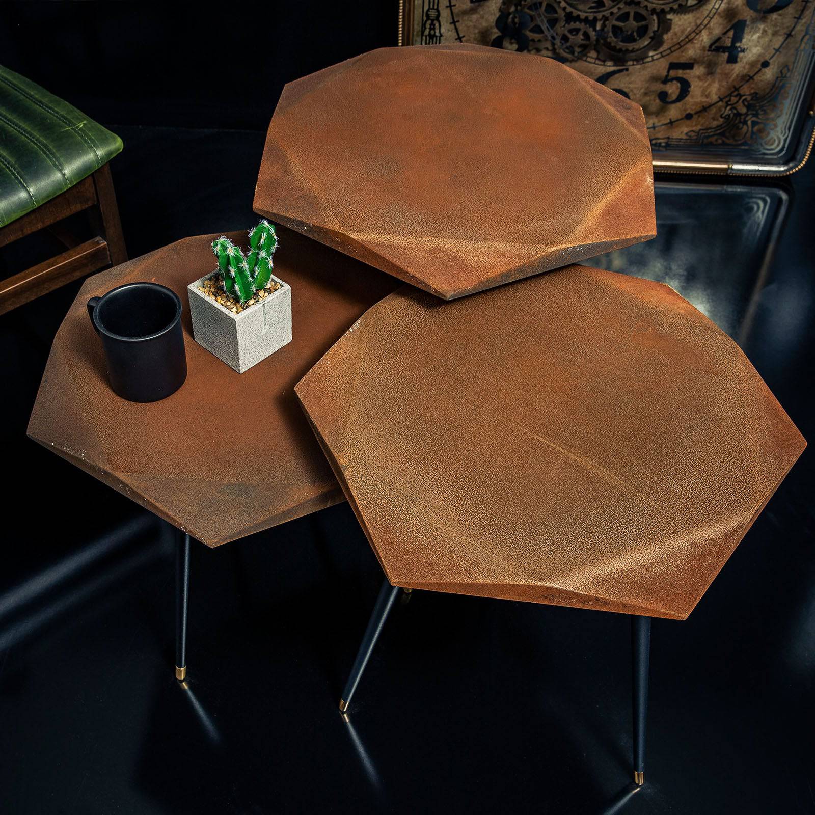 Set Of 3 Virus Tables Rusty -  Side Tables | مجموعة من 3 طاولات فايروس - ebarza Furniture UAE | Shop Modern Furniture in Abu Dhabi & Dubai - مفروشات ايبازرا في الامارات | تسوق اثاث عصري وديكورات مميزة في دبي وابوظبي