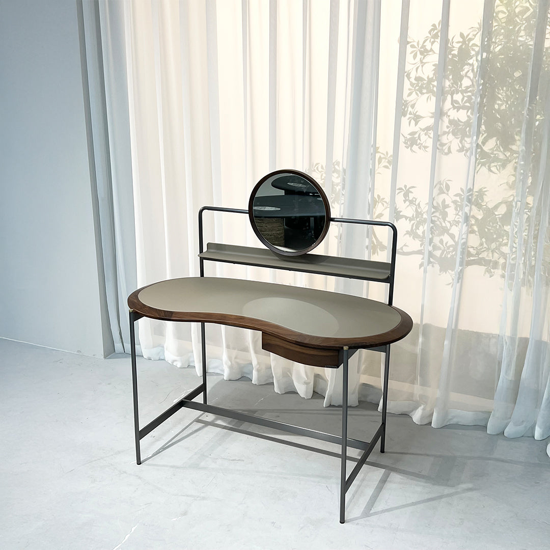 BEACON Sierra Saddle Leather Dresser JK-J15 featuring a sleek design and rich leather finish, ideal for modern bedroom decor.