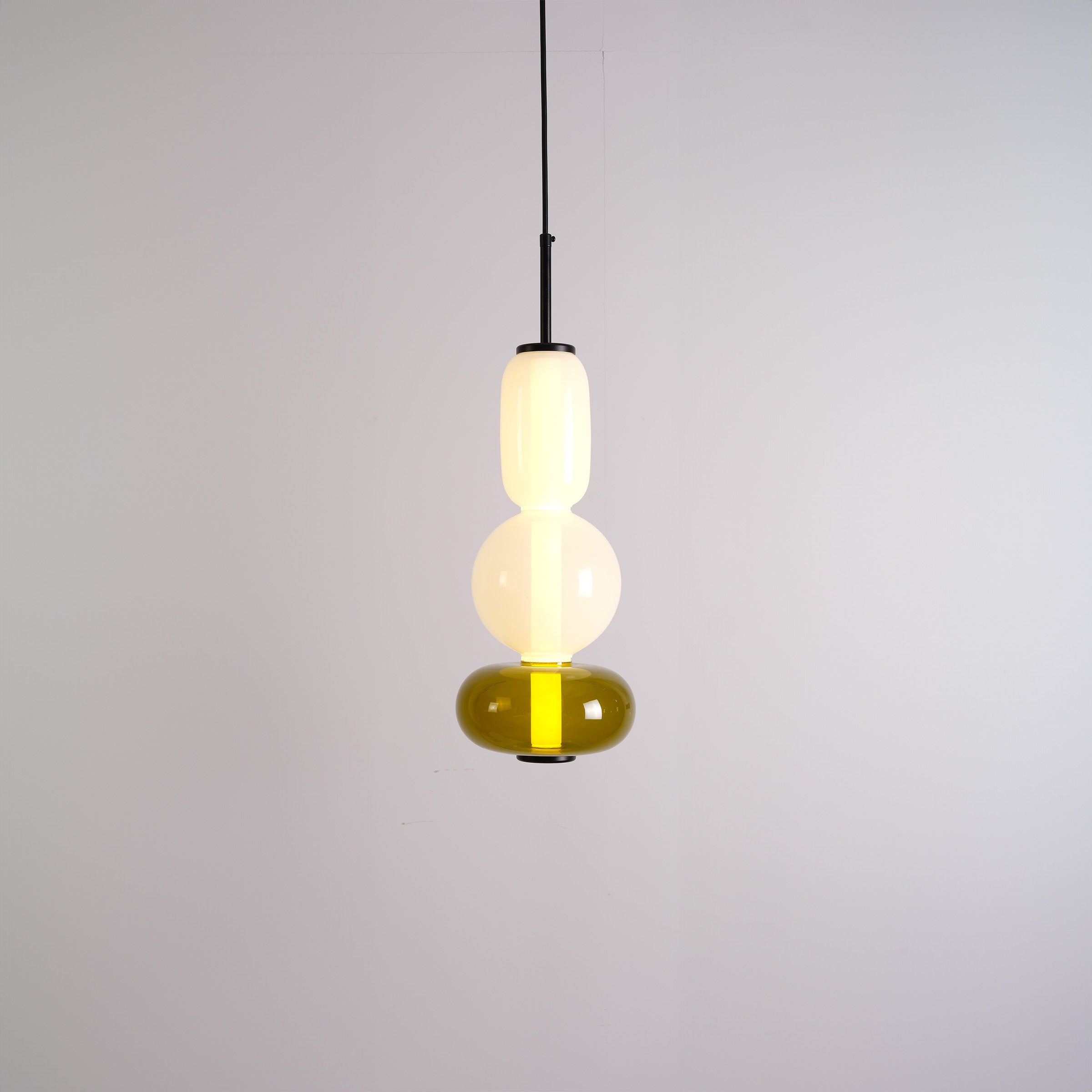 BEACON Stellar Strands Pendant Lamp with 3 glass shades, modern pendant lighting fixture for stylish interior decor