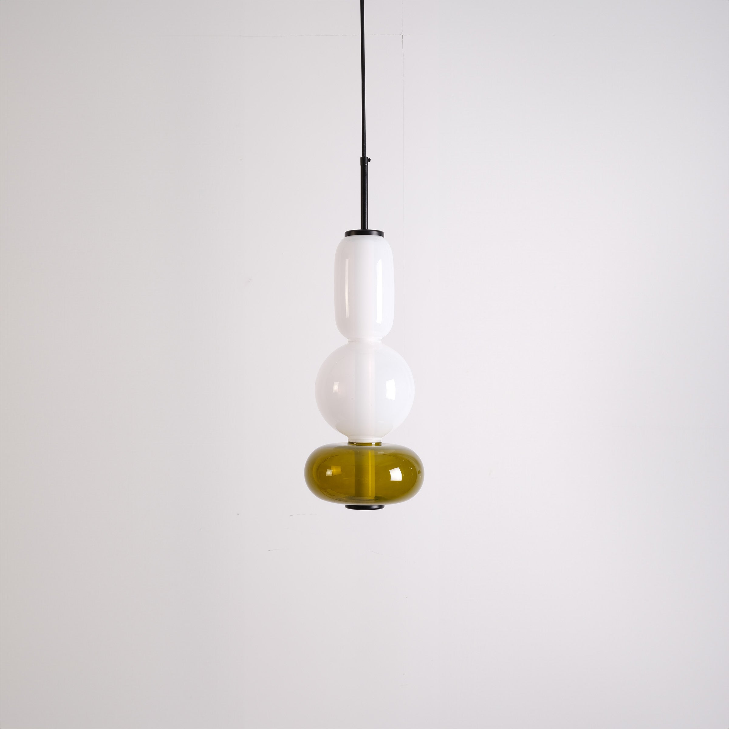 BEACON Stellar Strands Pendant Lamp with 3 glass shades, modern ceiling light fixture for stylish interior lighting.