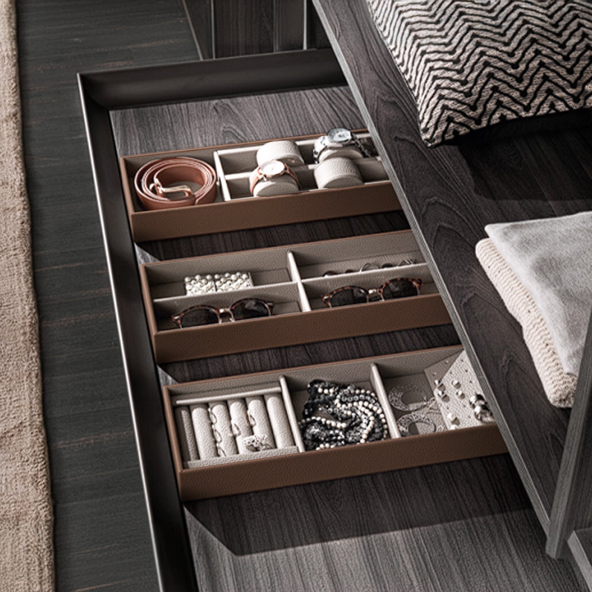 BEACON MA.3200-F drawer organizer storage box with multiple compartments for easy organization and storage.