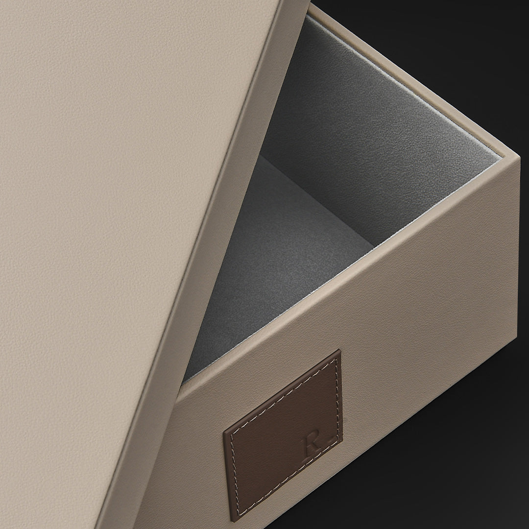 BEACON drawer organizer storage box MA.3220, compact plastic container for organizing small items in drawers.