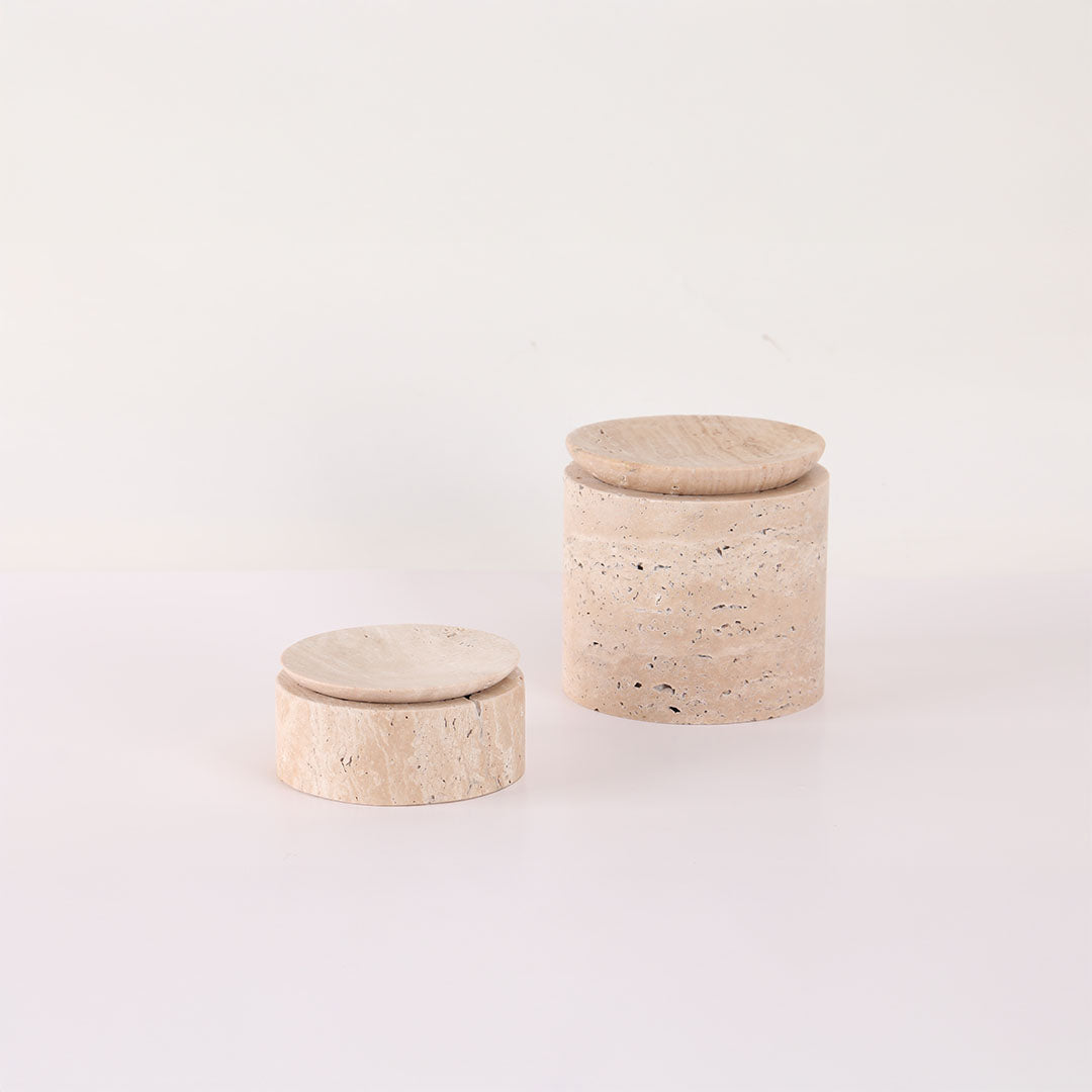 Storage Jar-L - KD4001L -  Home Decor Figurines - ebarza Furniture UAE | Shop Modern Furniture in Abu Dhabi & Dubai - مفروشات ايبازرا في الامارات | تسوق اثاث عصري وديكورات مميزة في دبي وابوظبي