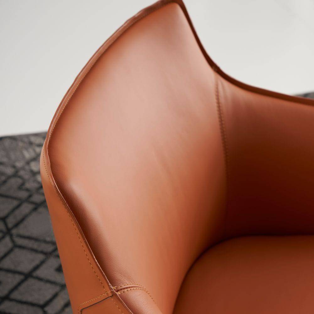 Titian Modern Lounge Chair Lc064-C -  Lounge Chairs | كرسي صالة تيتيان مودرن - ebarza Furniture UAE | Shop Modern Furniture in Abu Dhabi & Dubai - مفروشات ايبازرا في الامارات | تسوق اثاث عصري وديكورات مميزة في دبي وابوظبي
