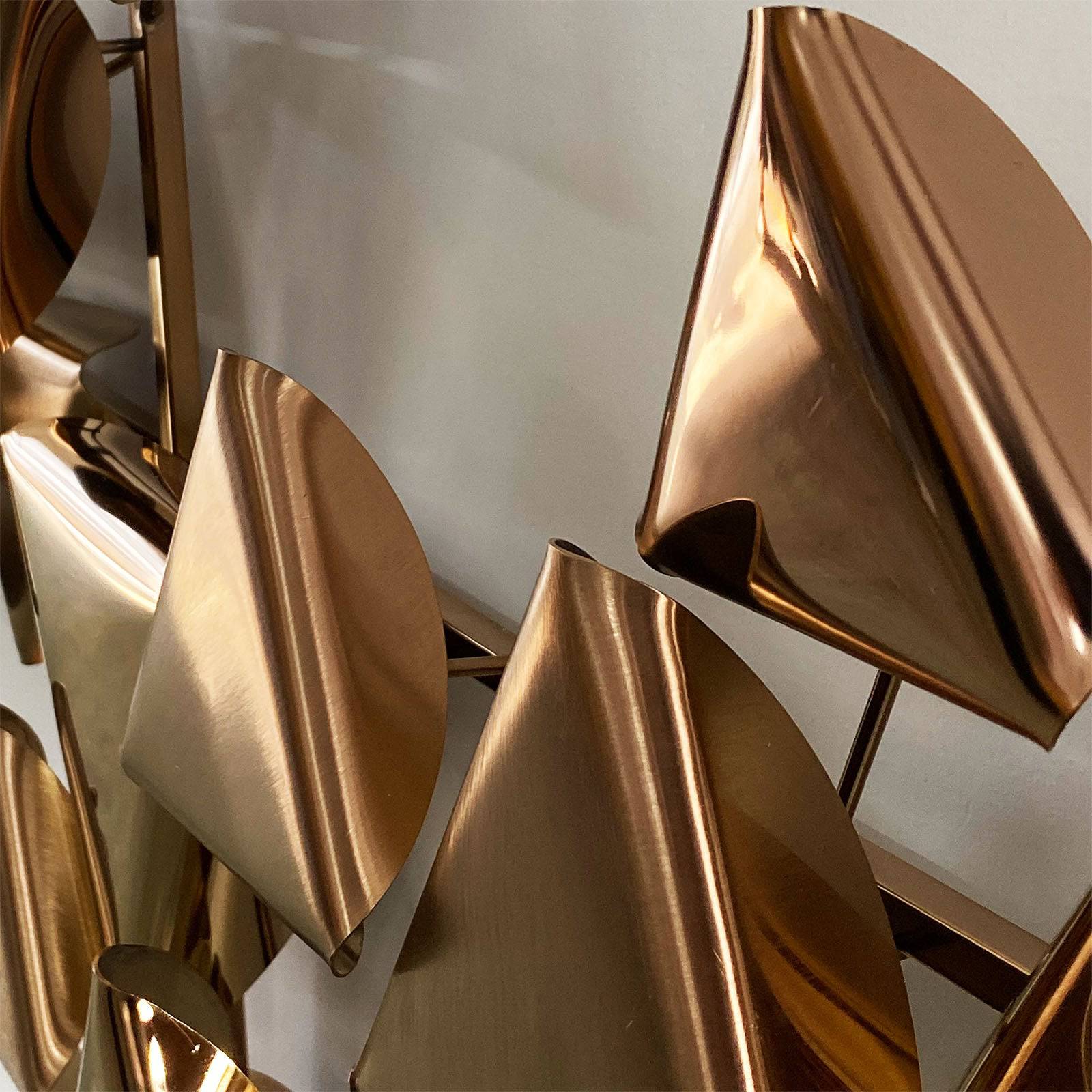 Triangle Shape Handcrafted Stainless Steel Artwork Bg2020105 -  Artwork | عمل فني مصنوع يدويًا من الفولاذ المقاوم للصدأ - ebarza Furniture UAE | Shop Modern Furniture in Abu Dhabi & Dubai - مفروشات ايبازرا في الامارات | تسوق اثاث عصري وديكورات مميزة في دبي وابوظبي
