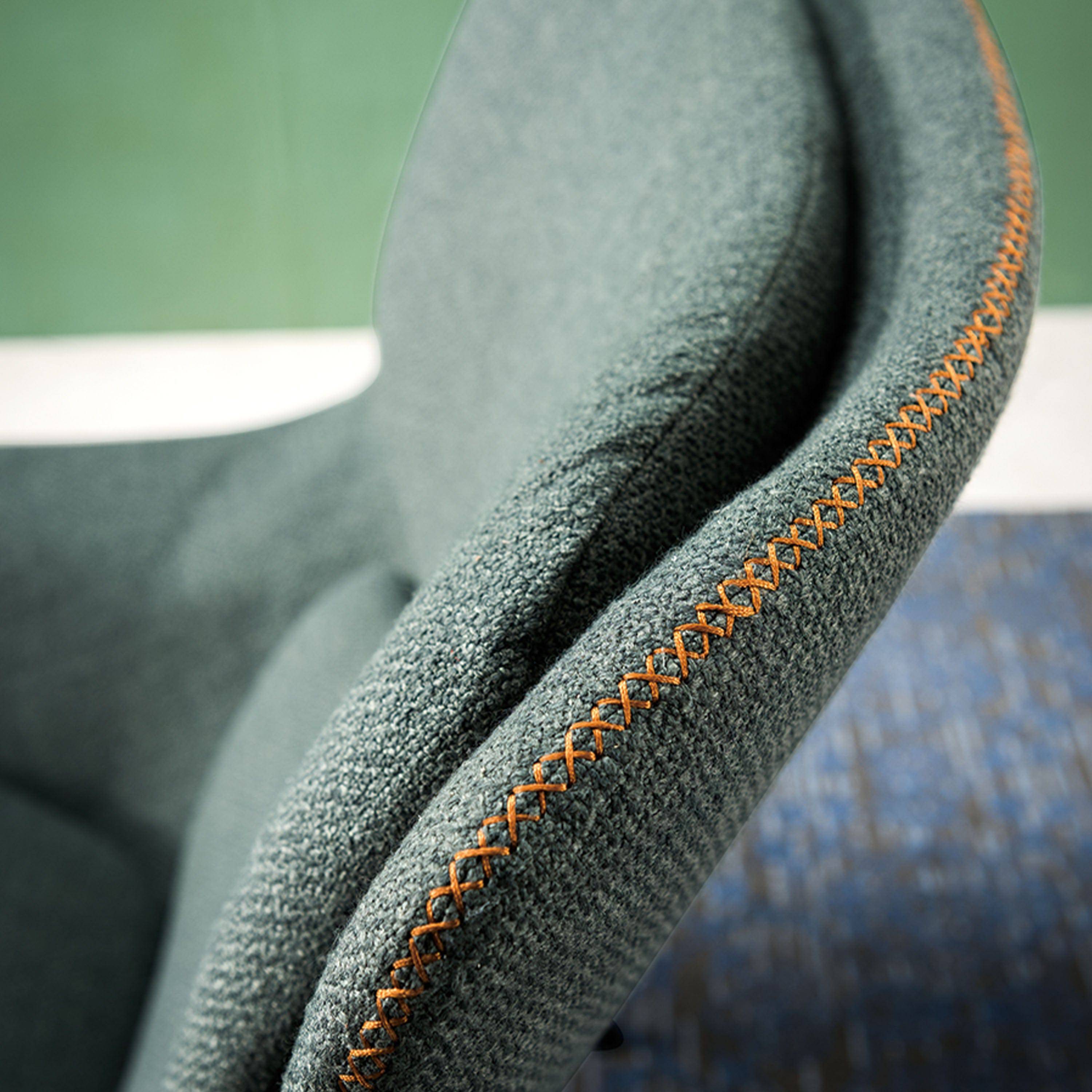 Uppsala Lounge Chair Lc051-Green -  Lounge Chairs | كرسي صالة أوبسالا - ebarza Furniture UAE | Shop Modern Furniture in Abu Dhabi & Dubai - مفروشات ايبازرا في الامارات | تسوق اثاث عصري وديكورات مميزة في دبي وابوظبي