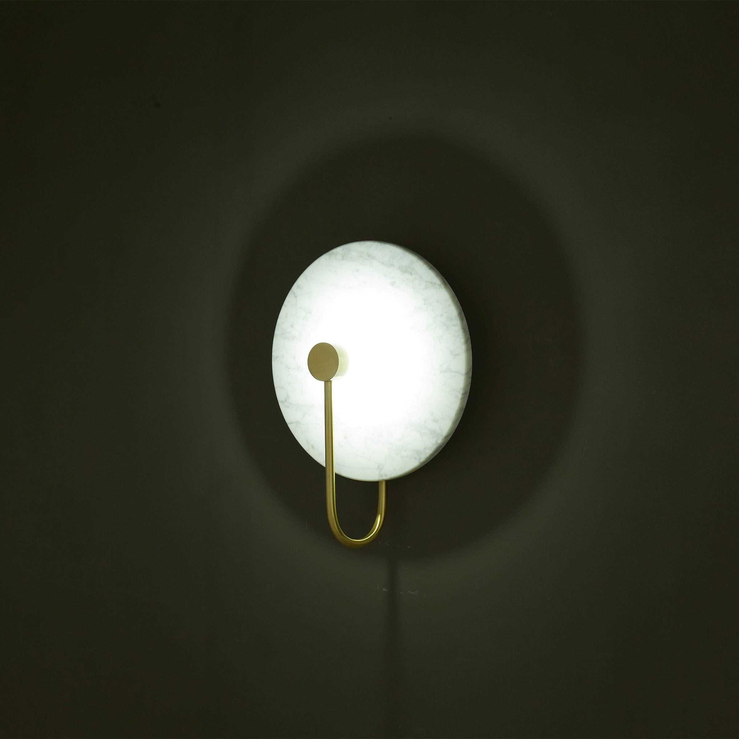 White Marble Wall Lamp 6615-We -  Wall Lamps - ebarza Furniture UAE | Shop Modern Furniture in Abu Dhabi & Dubai - مفروشات ايبازرا في الامارات | تسوق اثاث عصري وديكورات مميزة في دبي وابوظبي