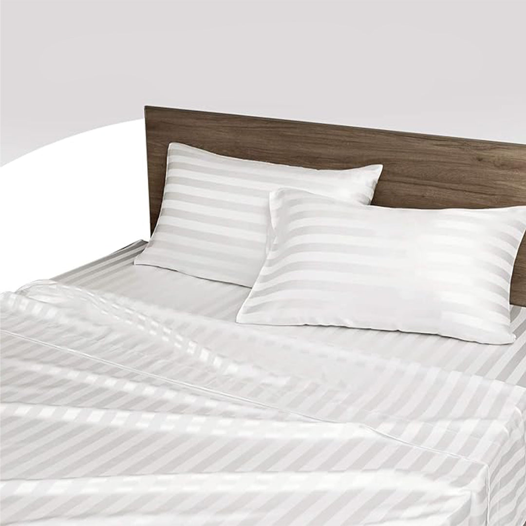 White natural bamboo double bedding set by BEACON, 240TC, soft and breathable bedding for a comfortable sleep.