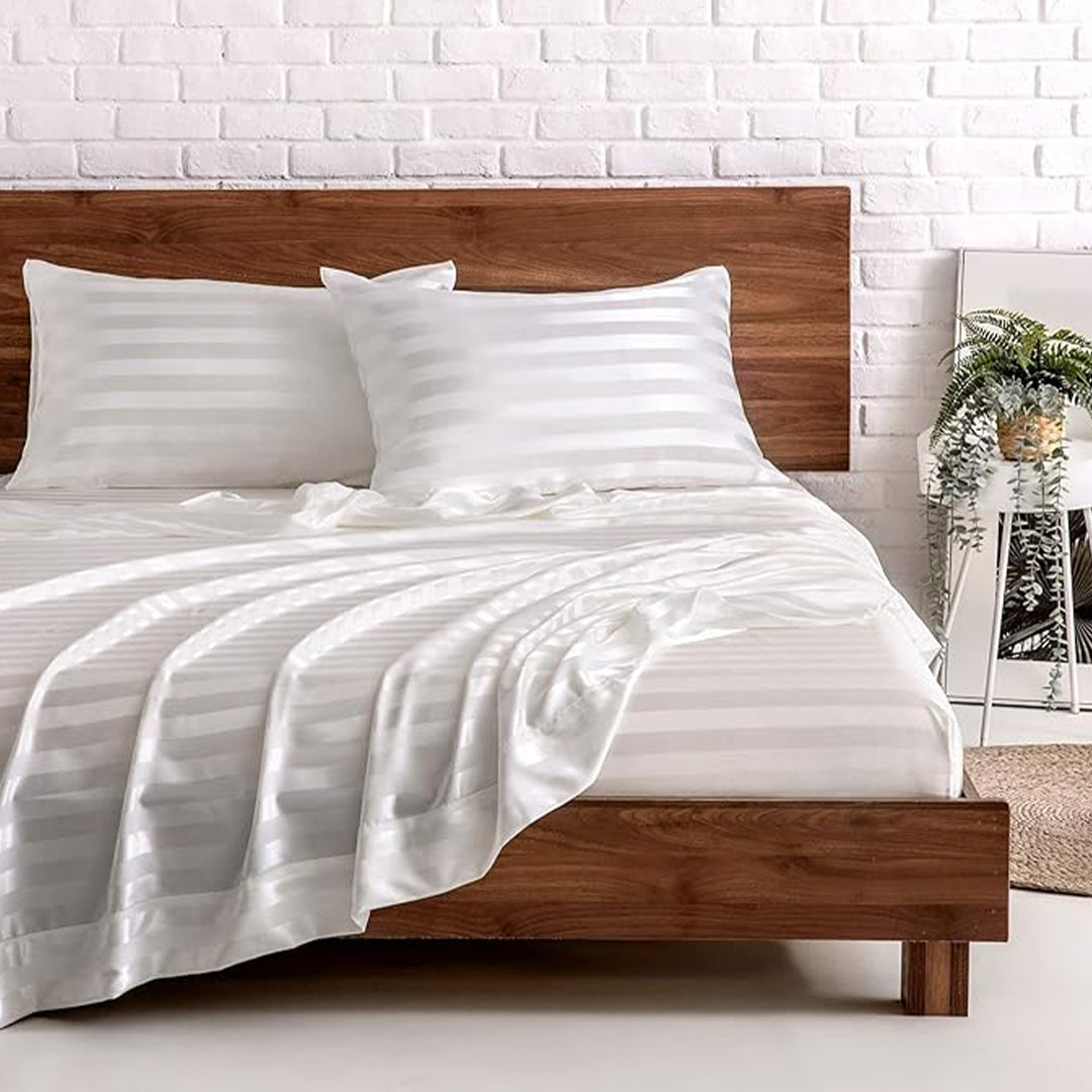 White natural bamboo double bedding set by BEACON with SRK 240TC, soft and breathable bedding for comfortable sleep.