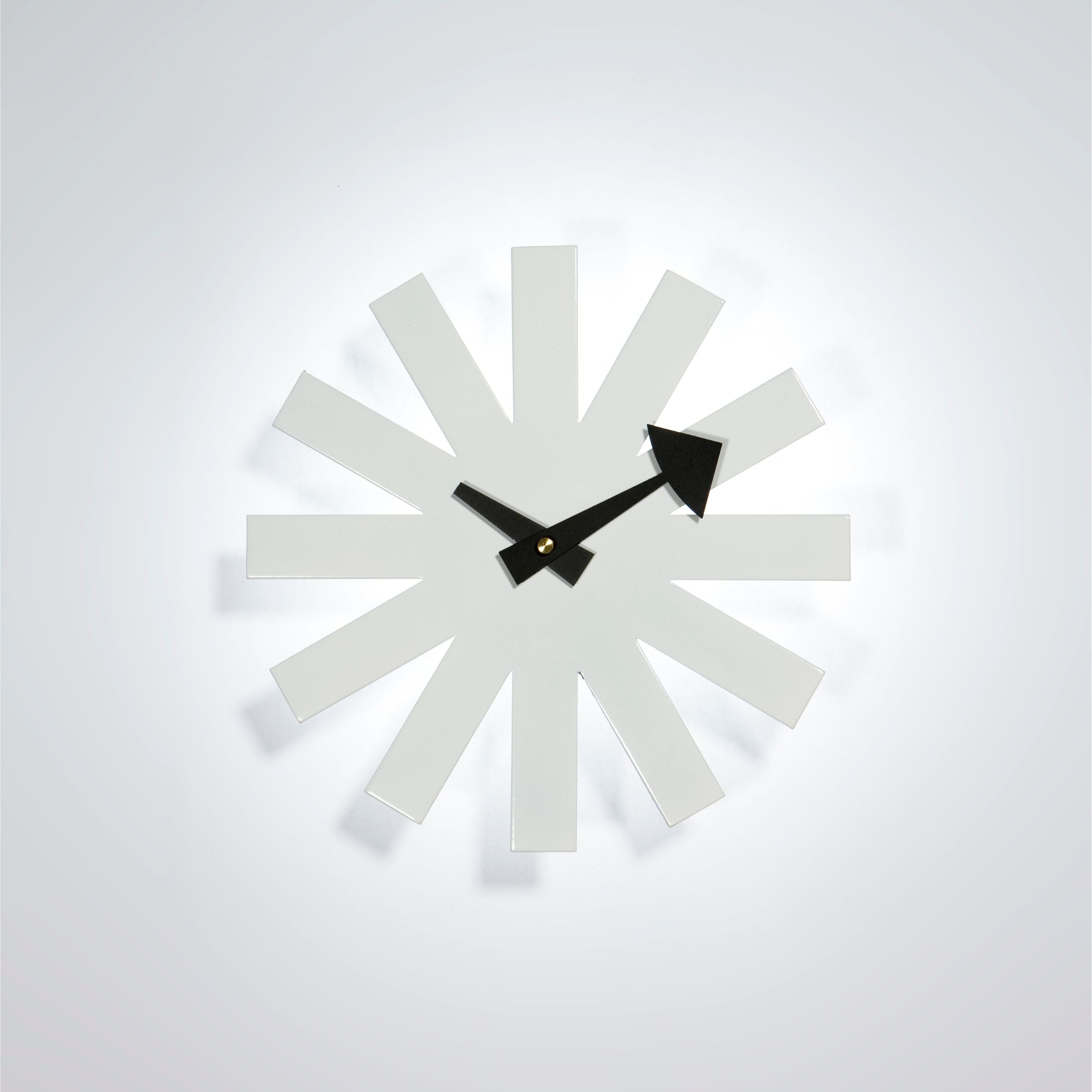White Wall Clock - White CW07-W -  Clocks - ebarza Furniture UAE | Shop Modern Furniture in Abu Dhabi & Dubai - مفروشات ايبازرا في الامارات | تسوق اثاث عصري وديكورات مميزة في دبي وابوظبي