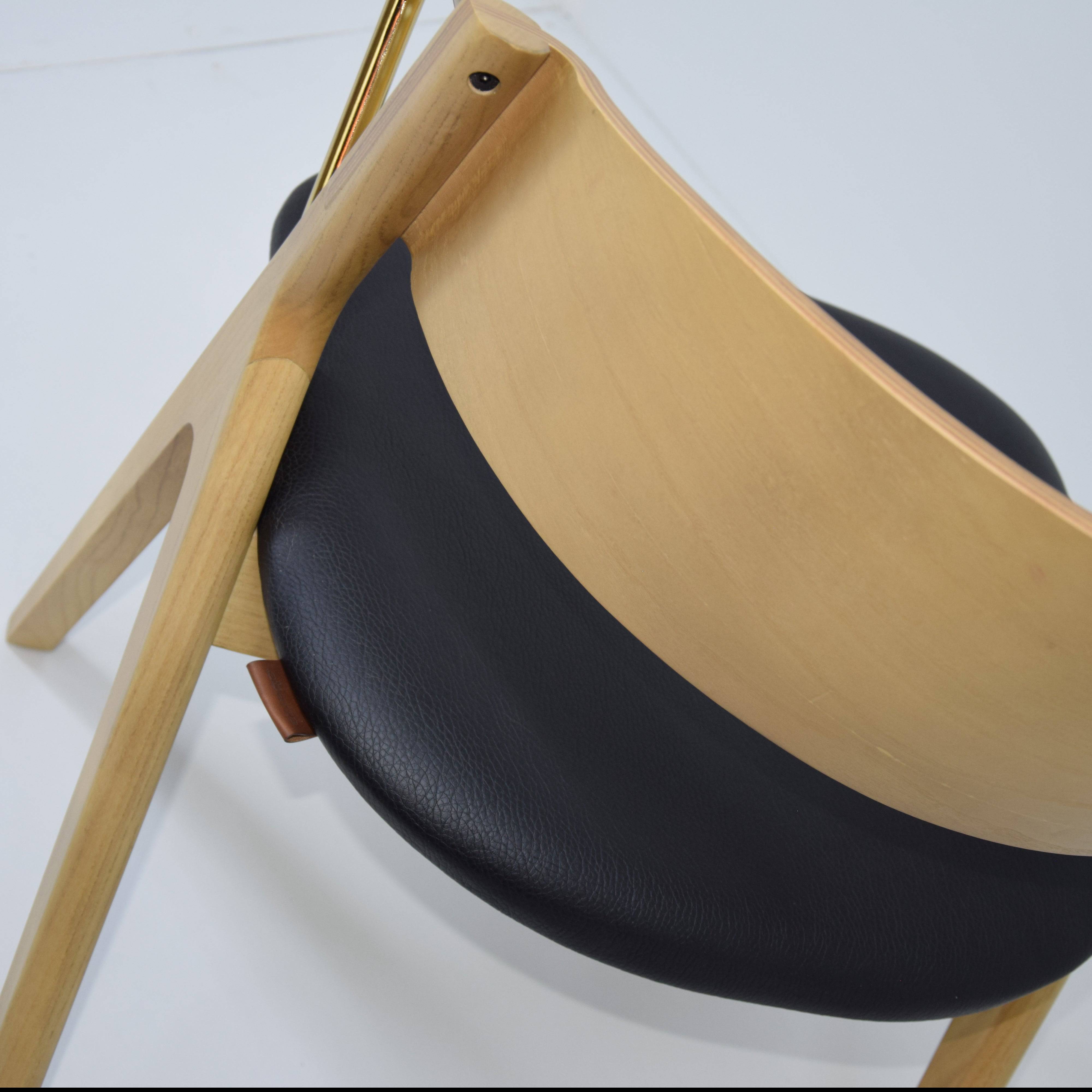 Wien Chair Sanc-901 -  Chairs | كرسي واين - ebarza Furniture UAE | Shop Modern Furniture in Abu Dhabi & Dubai - مفروشات ايبازرا في الامارات | تسوق اثاث عصري وديكورات مميزة في دبي وابوظبي