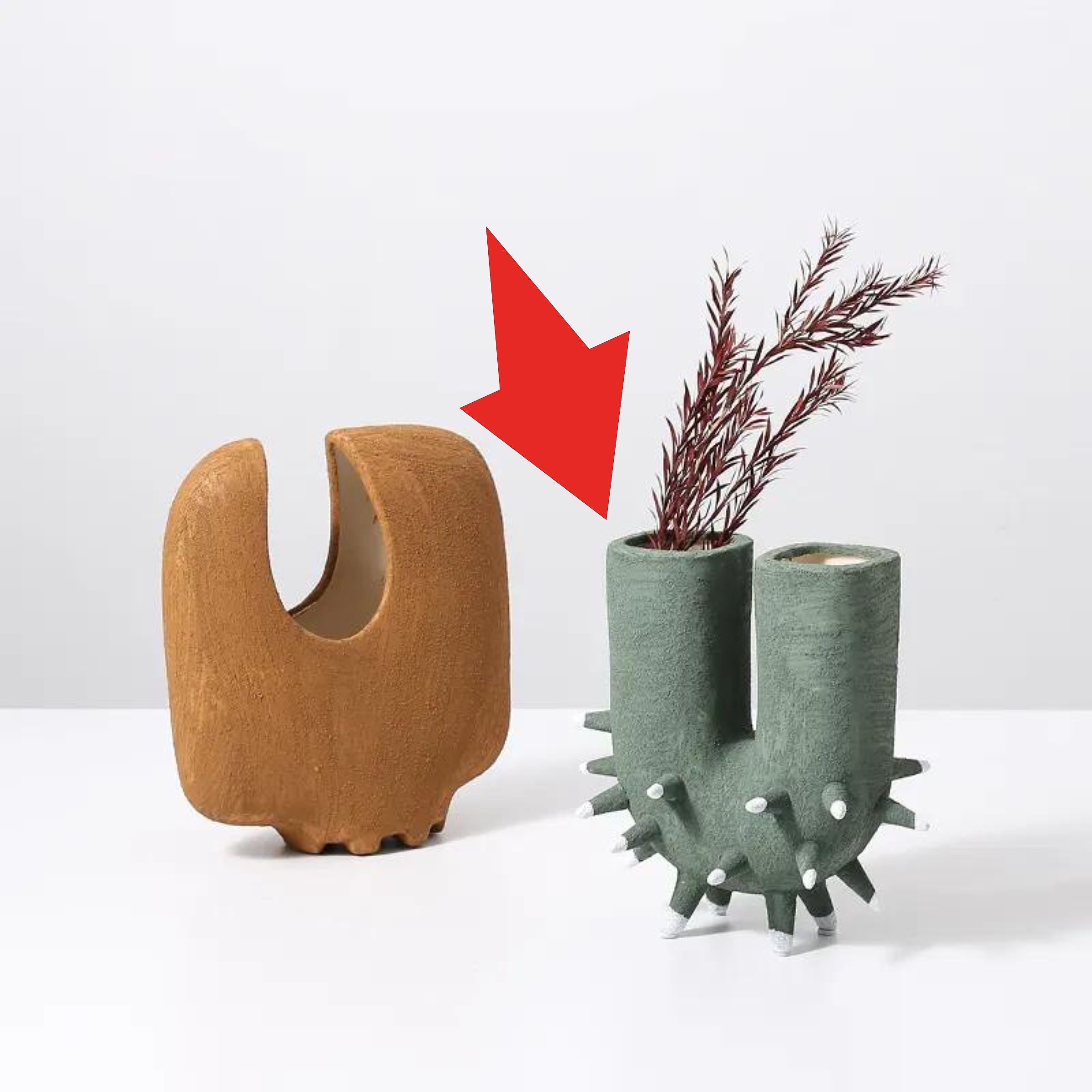 Green Ceramic Curve Vase With Spikes Fd-D22068B -  Vases | مزهرية منحنية من السيراميك الأخضر مع مسامير - ebarza Furniture UAE | Shop Modern Furniture in Abu Dhabi & Dubai - مفروشات ايبازرا في الامارات | تسوق اثاث عصري وديكورات مميزة في دبي وابوظبي