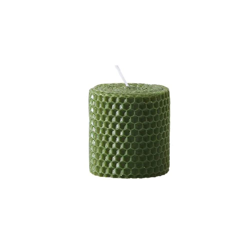 Honeycomb Pattern Candle - Small Fc-Ftj031C -  Candles | شمعة على شكل خلية نحل - صغيرة - ebarza Furniture UAE | Shop Modern Furniture in Abu Dhabi & Dubai - مفروشات ايبازرا في الامارات | تسوق اثاث عصري وديكورات مميزة في دبي وابوظبي