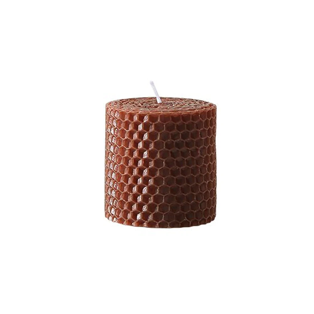 Honeycomb Pattern Candle - Small Fc-Ftj032C -  Candles | شمعة على شكل خلية نحل - صغيرة - ebarza Furniture UAE | Shop Modern Furniture in Abu Dhabi & Dubai - مفروشات ايبازرا في الامارات | تسوق اثاث عصري وديكورات مميزة في دبي وابوظبي