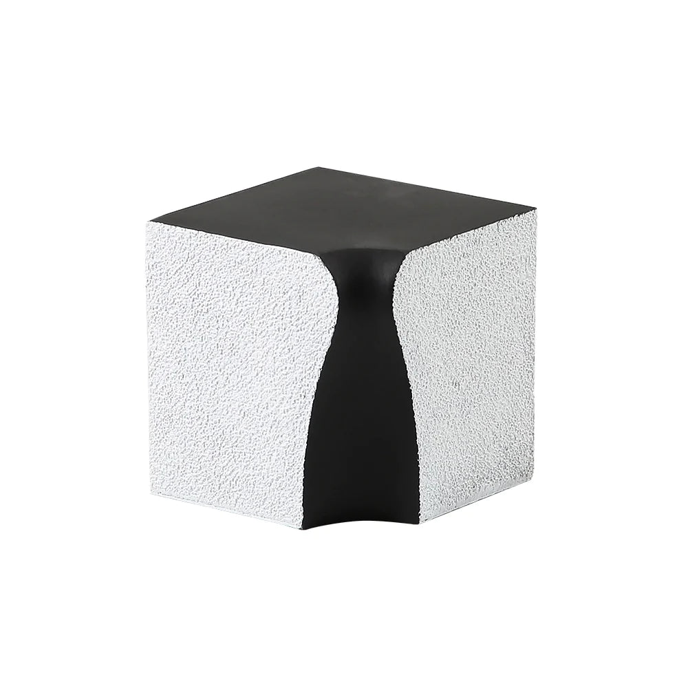 Streamline Black & White Resin Cube - Large Fc-Sz22005A -  Home Decor Figurines | تبسيط مكعب راتينج أبيض وأسود - كبير - ebarza Furniture UAE | Shop Modern Furniture in Abu Dhabi & Dubai - مفروشات ايبازرا في الامارات | تسوق اثاث عصري وديكورات مميزة في دبي وابوظبي
