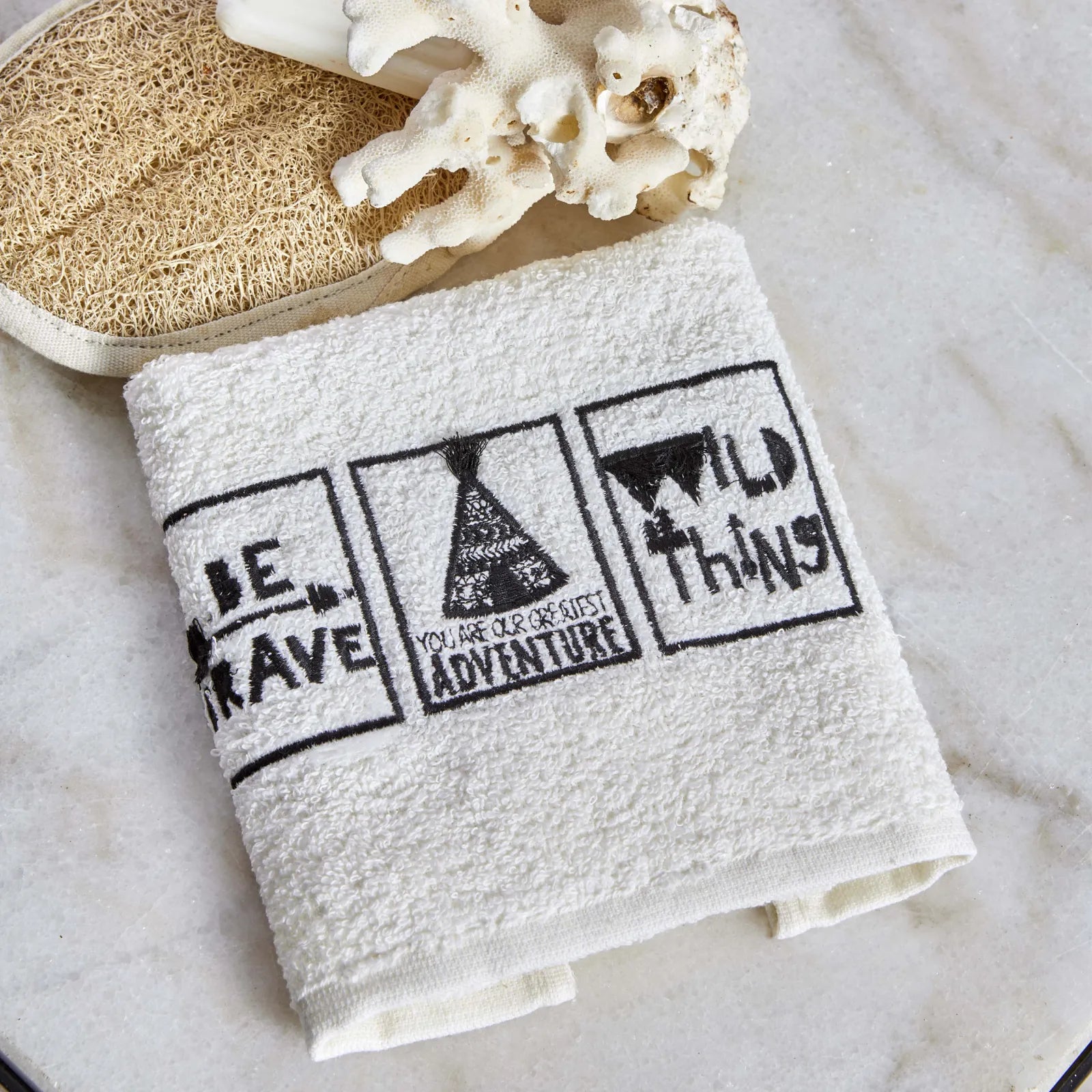 Karaca Home Brave Embroidered Towel 30X50 Cm 200.19.01.0296 -  Towels | منشفة كاراجا هوم برايف مطرزة 30 × 50 سم - ebarza Furniture UAE | Shop Modern Furniture in Abu Dhabi & Dubai - مفروشات ايبازرا في الامارات | تسوق اثاث عصري وديكورات مميزة في دبي وابوظبي
