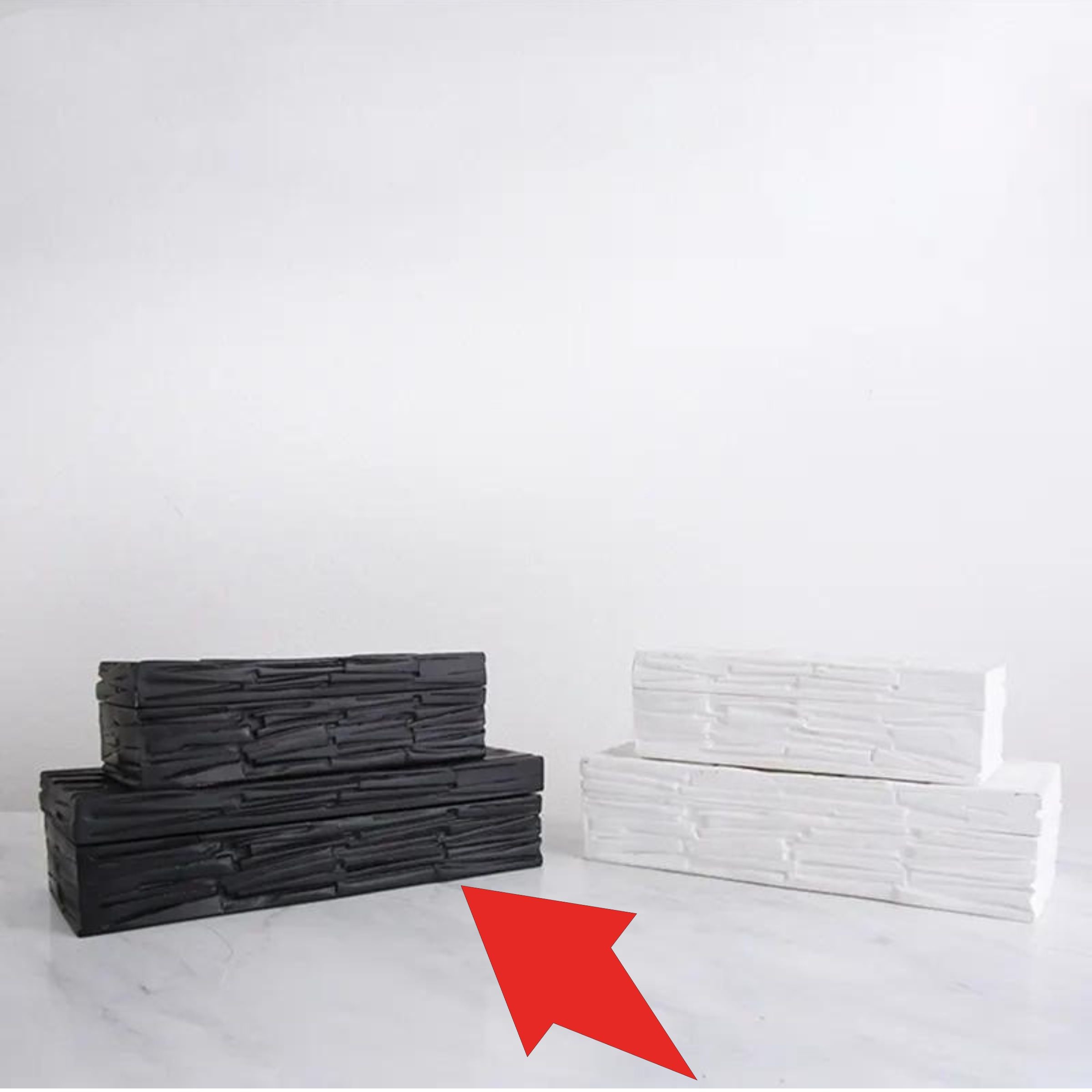 Black Resin Decorative Box-A Fc-Sz2023A -  Decorative Boxes - ebarza Furniture UAE | Shop Modern Furniture in Abu Dhabi & Dubai - مفروشات ايبازرا في الامارات | تسوق اثاث عصري وديكورات مميزة في دبي وابوظبي