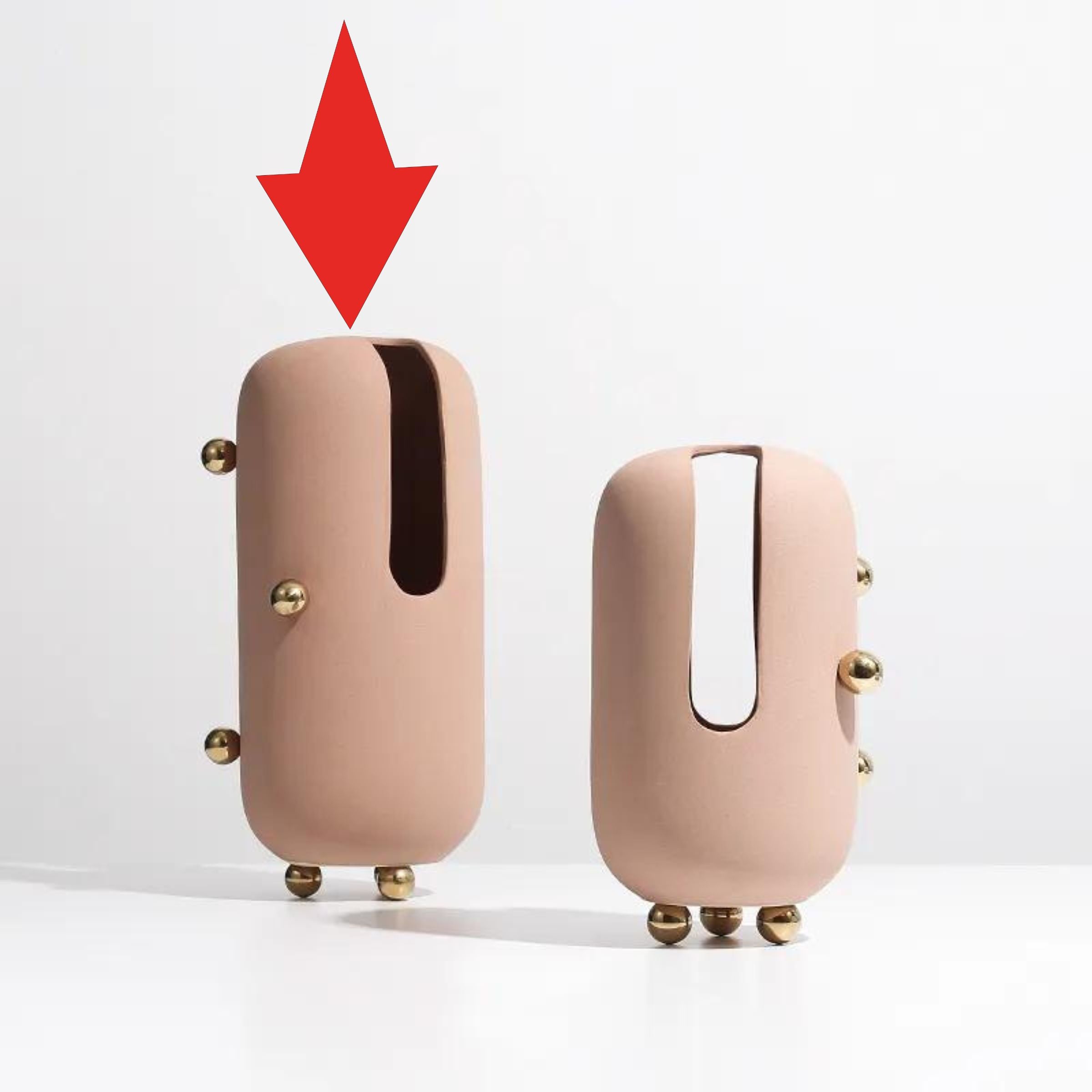 Blush Ceramic Vase With Gold Stainless Steel Detail Fd-D22064A -  Vases - ebarza Furniture UAE | Shop Modern Furniture in Abu Dhabi & Dubai - مفروشات ايبازرا في الامارات | تسوق اثاث عصري وديكورات مميزة في دبي وابوظبي