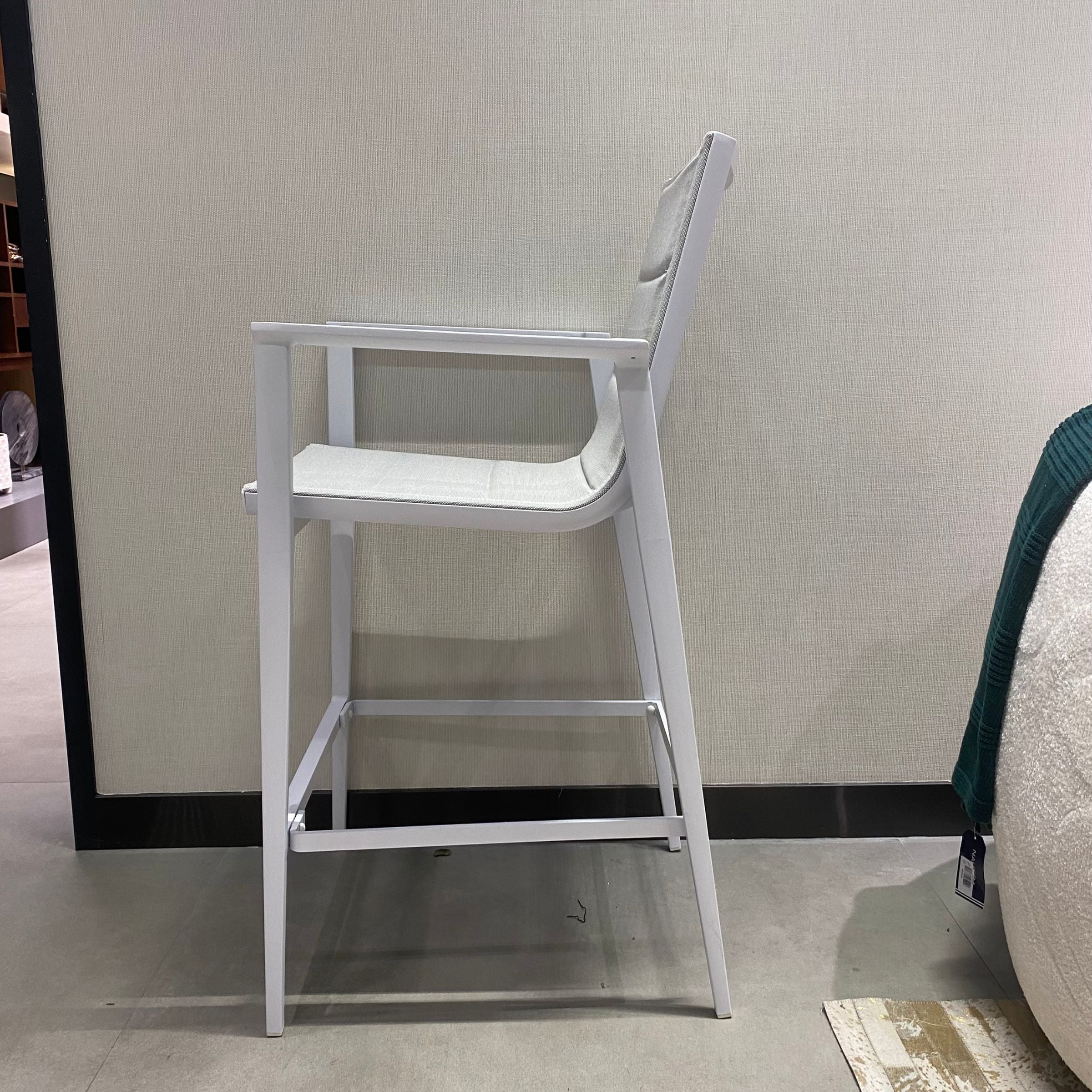 Display Item - Tango Aluminum Outdoor Bar Chair Aether-Bar-W-Chair Nakheel -  Bar Stools - ebarza Furniture UAE | Shop Modern Furniture in Abu Dhabi & Dubai - مفروشات ايبازرا في الامارات | تسوق اثاث عصري وديكورات مميزة في دبي وابوظبي