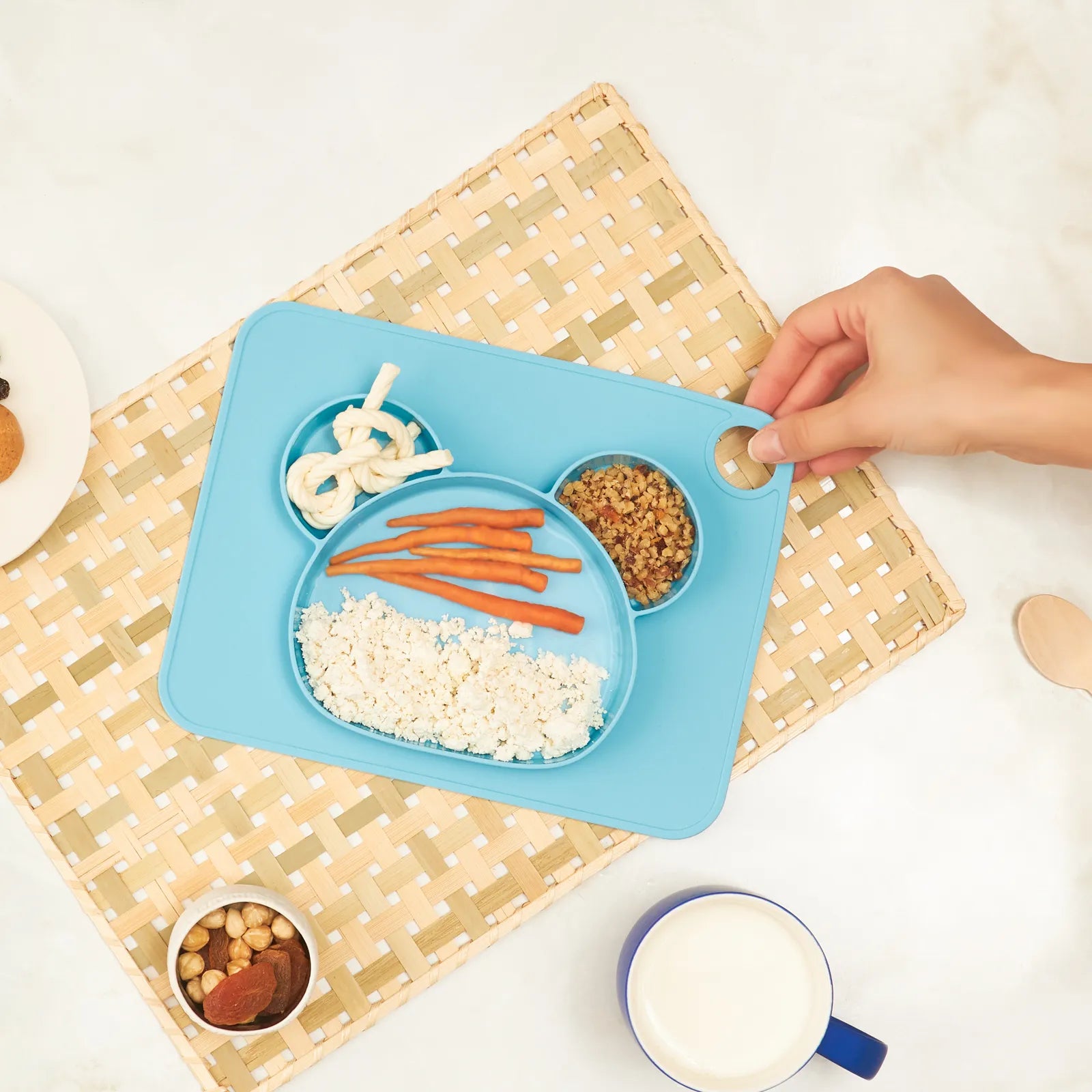 Karaca Bear Food Plate 153.03.06.6604 -  Plates - ebarza Furniture UAE | Shop Modern Furniture in Abu Dhabi & Dubai - مفروشات ايبازرا في الامارات | تسوق اثاث عصري وديكورات مميزة في دبي وابوظبي