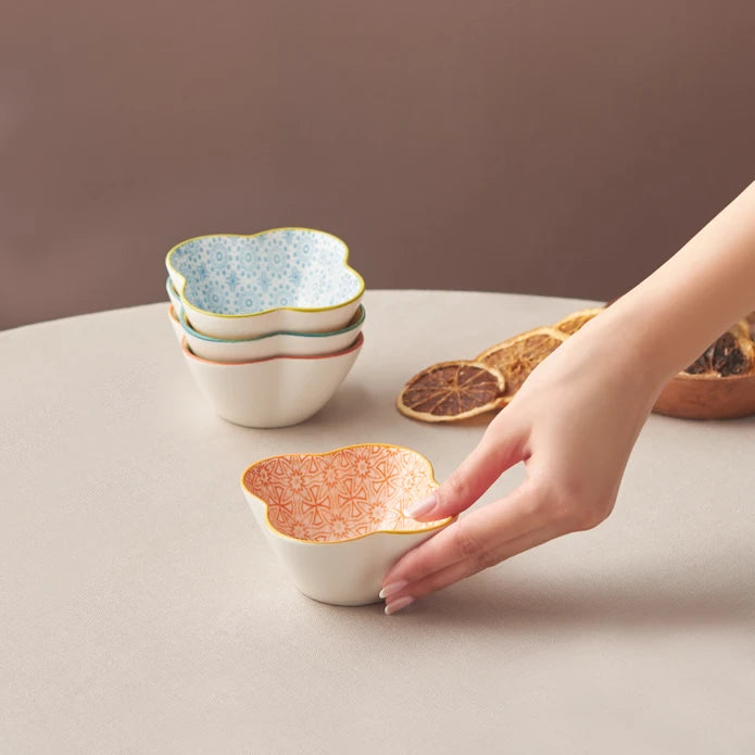 Karaca Floral Yellow Clover Snack Plate 10 cm 153.03.08.2978 -  Bowls - ebarza Furniture UAE | Shop Modern Furniture in Abu Dhabi & Dubai - مفروشات ايبازرا في الامارات | تسوق اثاث عصري وديكورات مميزة في دبي وابوظبي