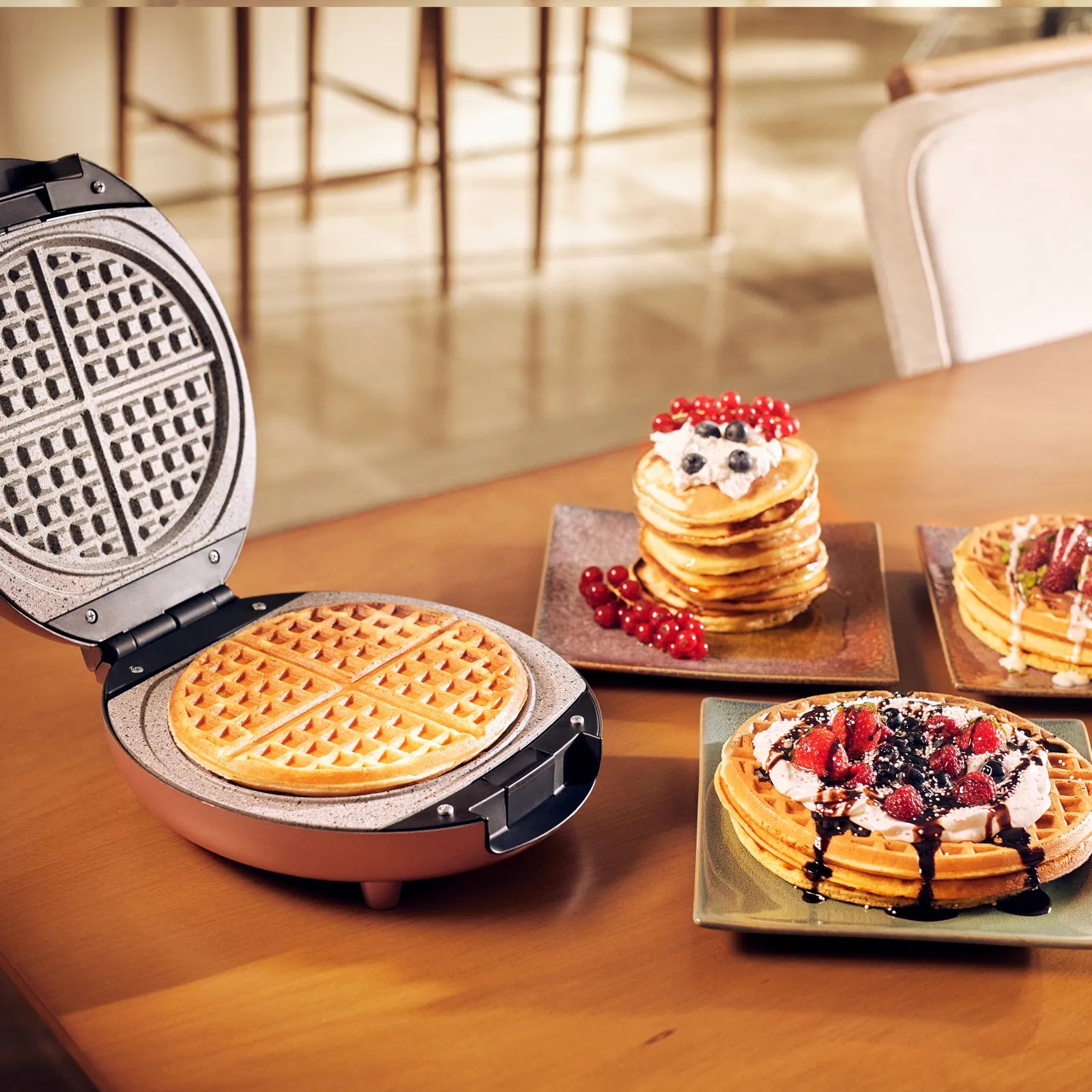 Karaca Funday Redgold Removable Plate Waffle Maker 1000W 153.01.06.4928 -  Kitchen Appliances - ebarza Furniture UAE | Shop Modern Furniture in Abu Dhabi & Dubai - مفروشات ايبازرا في الامارات | تسوق اثاث عصري وديكورات مميزة في دبي وابوظبي