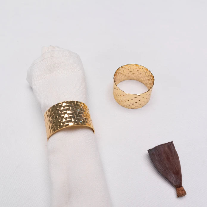 Karaca Home Marcello 2-Pack Gold Napkin Ring 300.22.02.0482 -  Napkin Rings - ebarza Furniture UAE | Shop Modern Furniture in Abu Dhabi & Dubai - مفروشات ايبازرا في الامارات | تسوق اثاث عصري وديكورات مميزة في دبي وابوظبي