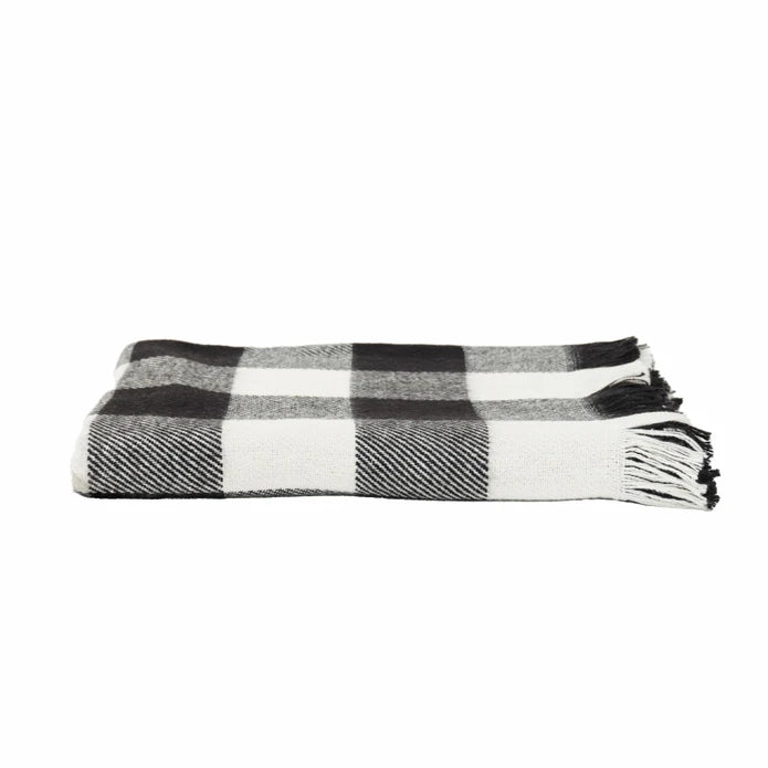 Karaca Home Mountain Black and White Tv Blanket 200.21.01.0359 -  Blankets - ebarza Furniture UAE | Shop Modern Furniture in Abu Dhabi & Dubai - مفروشات ايبازرا في الامارات | تسوق اثاث عصري وديكورات مميزة في دبي وابوظبي
