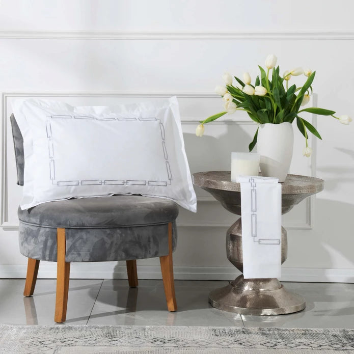 Karaca Home White Collection Oriane Gray Embroidered Percale Double Duvet Cover Set 200.20.01.0105 -  Bedding - ebarza Furniture UAE | Shop Modern Furniture in Abu Dhabi & Dubai - مفروشات ايبازرا في الامارات | تسوق اثاث عصري وديكورات مميزة في دبي وابوظبي