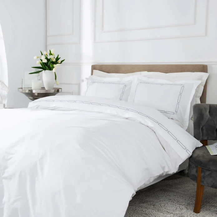 Karaca Home White Collection Oriane Gray Embroidered Percale Double Duvet Cover Set 200.20.01.0105 -  Bedding - ebarza Furniture UAE | Shop Modern Furniture in Abu Dhabi & Dubai - مفروشات ايبازرا في الامارات | تسوق اثاث عصري وديكورات مميزة في دبي وابوظبي