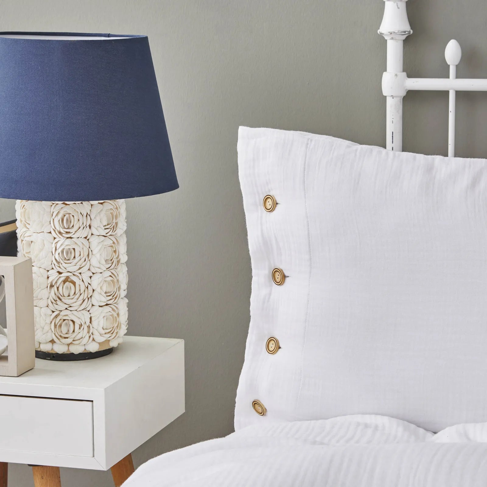 Karaca Nautica Home Pruva Double Muslin Bedspread Set White 180.01.01.0557 -  Bedding - ebarza Furniture UAE | Shop Modern Furniture in Abu Dhabi & Dubai - مفروشات ايبازرا في الامارات | تسوق اثاث عصري وديكورات مميزة في دبي وابوظبي