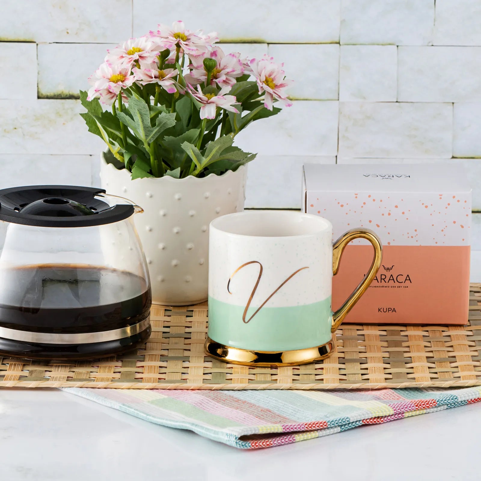 Karaca V Letter Mug 153.03.06.1628 -  Mugs - ebarza Furniture UAE | Shop Modern Furniture in Abu Dhabi & Dubai - مفروشات ايبازرا في الامارات | تسوق اثاث عصري وديكورات مميزة في دبي وابوظبي