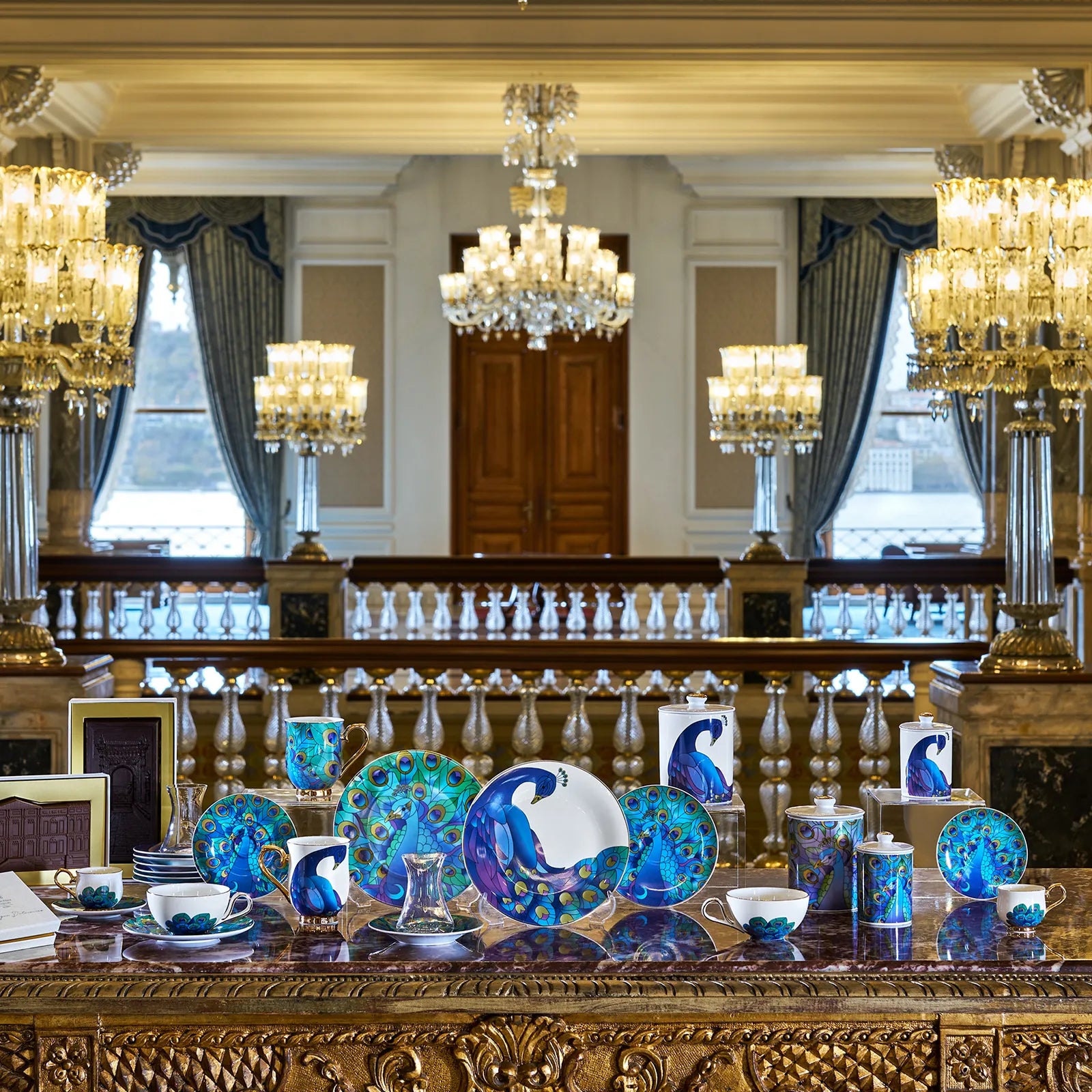 Karaca X Çırağan Palace Shop Cake Set For 6 Persons 153.03.06.7552 -  Cake Sets - ebarza Furniture UAE | Shop Modern Furniture in Abu Dhabi & Dubai - مفروشات ايبازرا في الامارات | تسوق اثاث عصري وديكورات مميزة في دبي وابوظبي