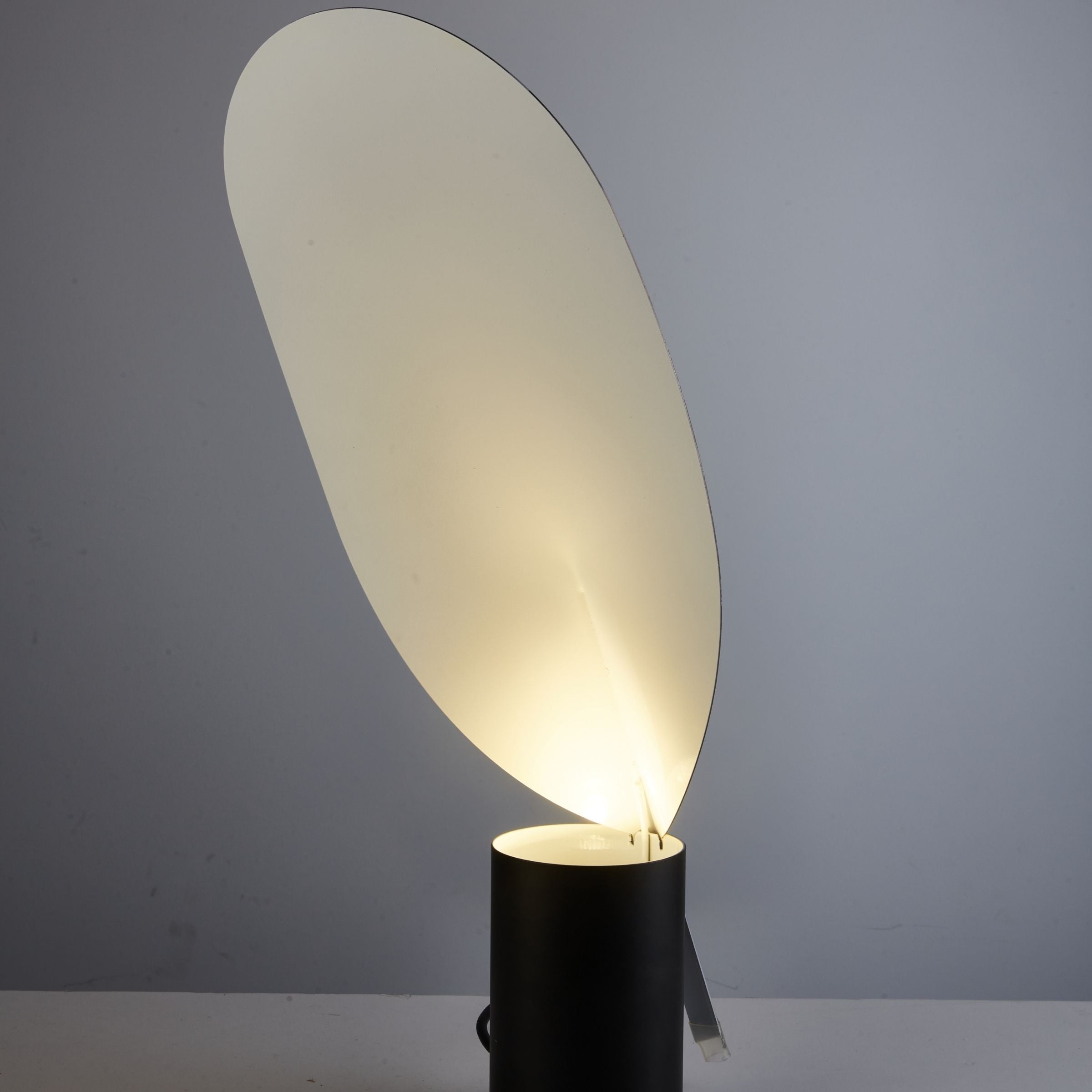 Leafshine Gold Table Lamp CY-LTD-1020-G -  Desk\table Lamps - ebarza Furniture UAE | Shop Modern Furniture in Abu Dhabi & Dubai - مفروشات ايبازرا في الامارات | تسوق اثاث عصري وديكورات مميزة في دبي وابوظبي
