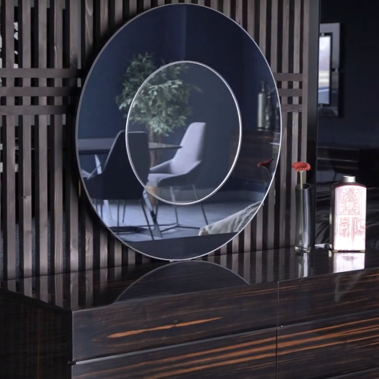 Prada Elegant Dresser and Mirror NLSEP-DRSRMRR -  Dressers and Mirrors - ebarza Furniture UAE | Shop Modern Furniture in Abu Dhabi & Dubai - مفروشات ايبازرا في الامارات | تسوق اثاث عصري وديكورات مميزة في دبي وابوظبي