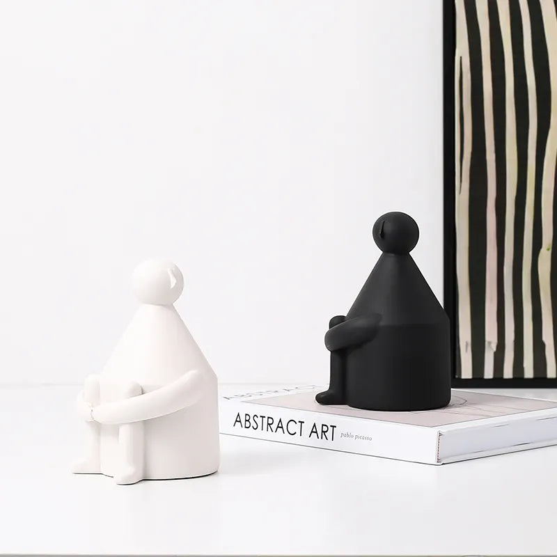 Round Head White Man White Fc-Sz22006A -  Home Decor Figurines - ebarza Furniture UAE | Shop Modern Furniture in Abu Dhabi & Dubai - مفروشات ايبازرا في الامارات | تسوق اثاث عصري وديكورات مميزة في دبي وابوظبي